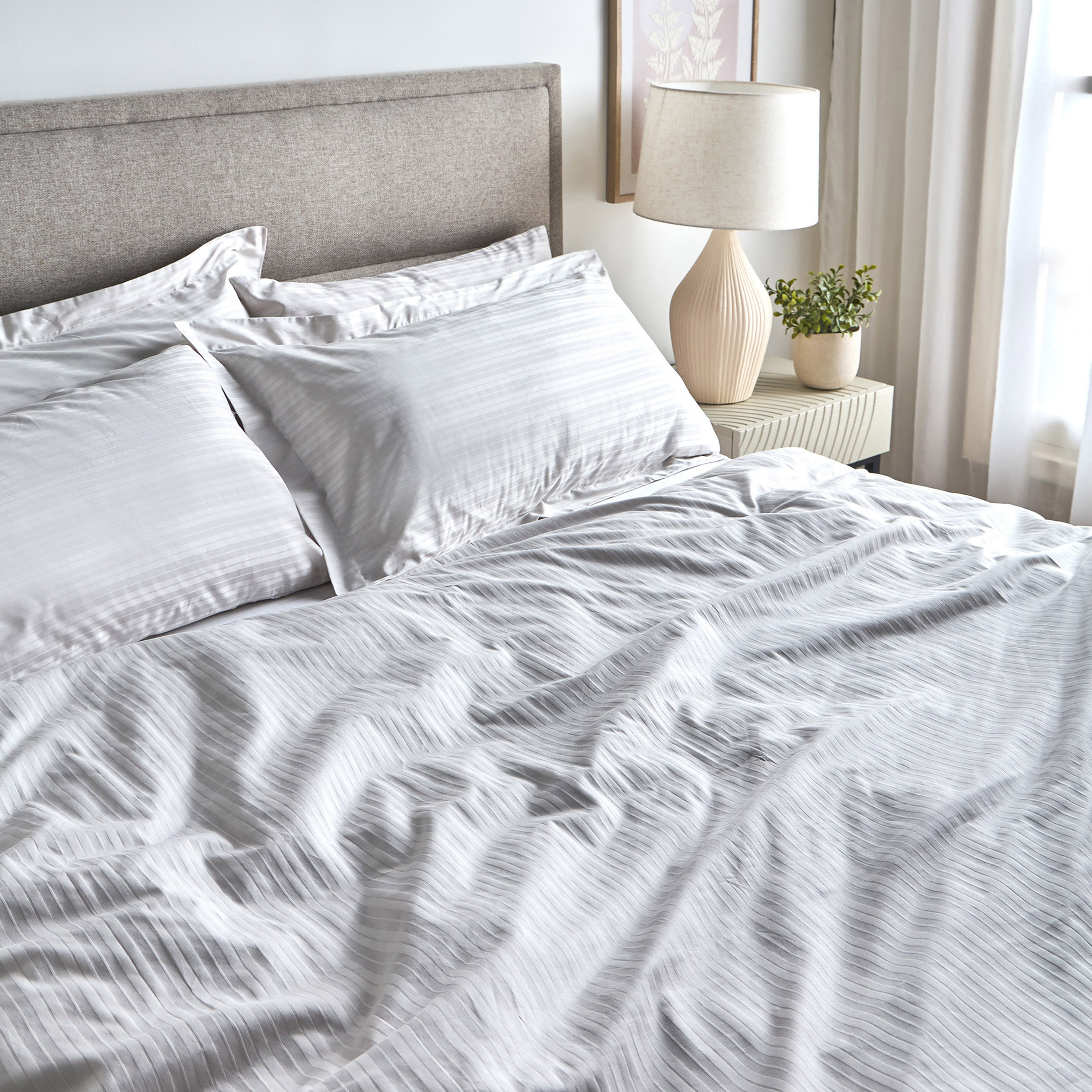 Elara Cotton Sateen 300 TC 3-Piece Super King Duvet Cover Set - 260x220 cm-household-bedding-duvetandcovers-duvetcovers-image-6
