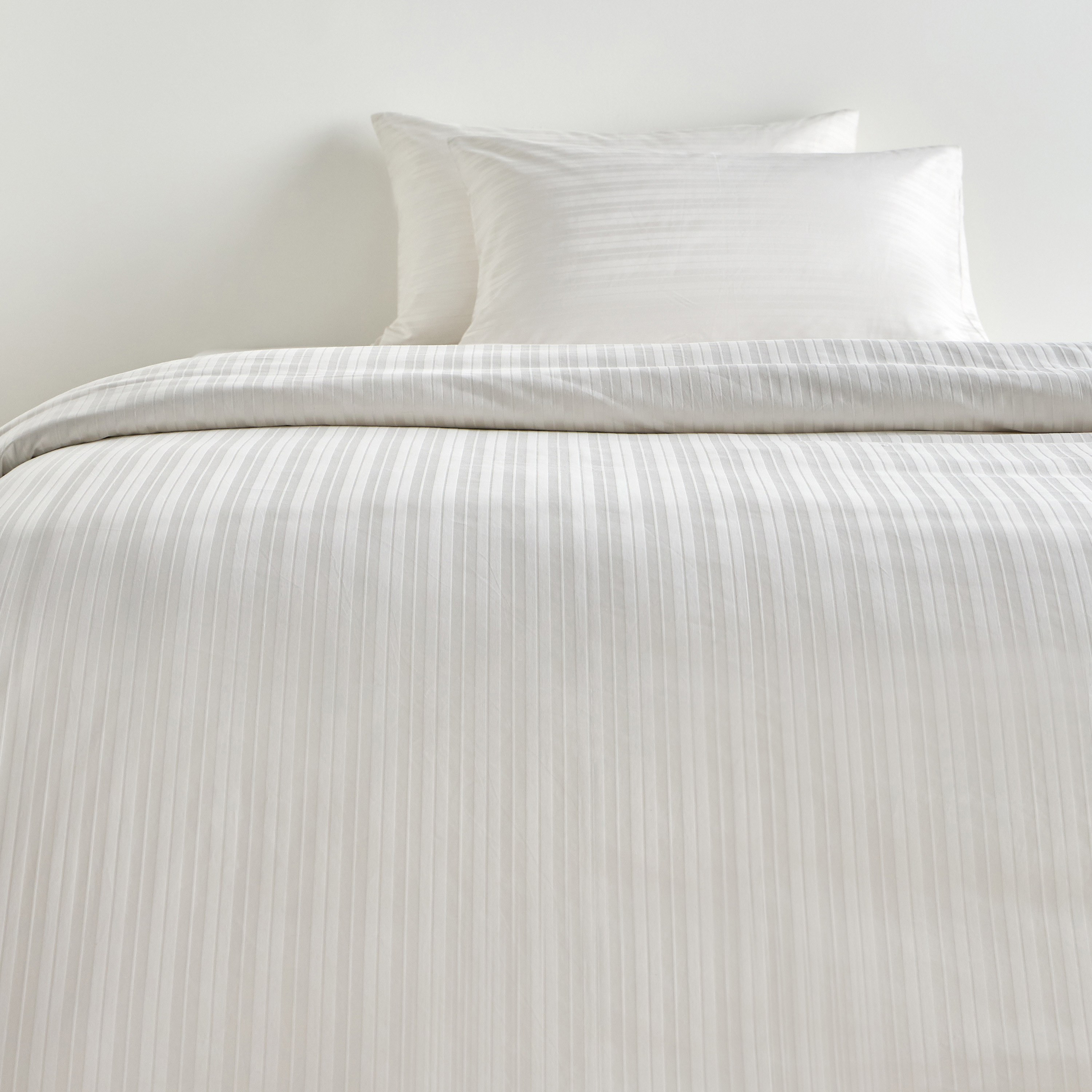 طقم غطاء لحاف سوبر كينج قطن 3 قطع بعدد خيوط 300 خيط - إلارا - 260x220 سم-household-bedding-duvetandcovers-duvetcovers-image-2