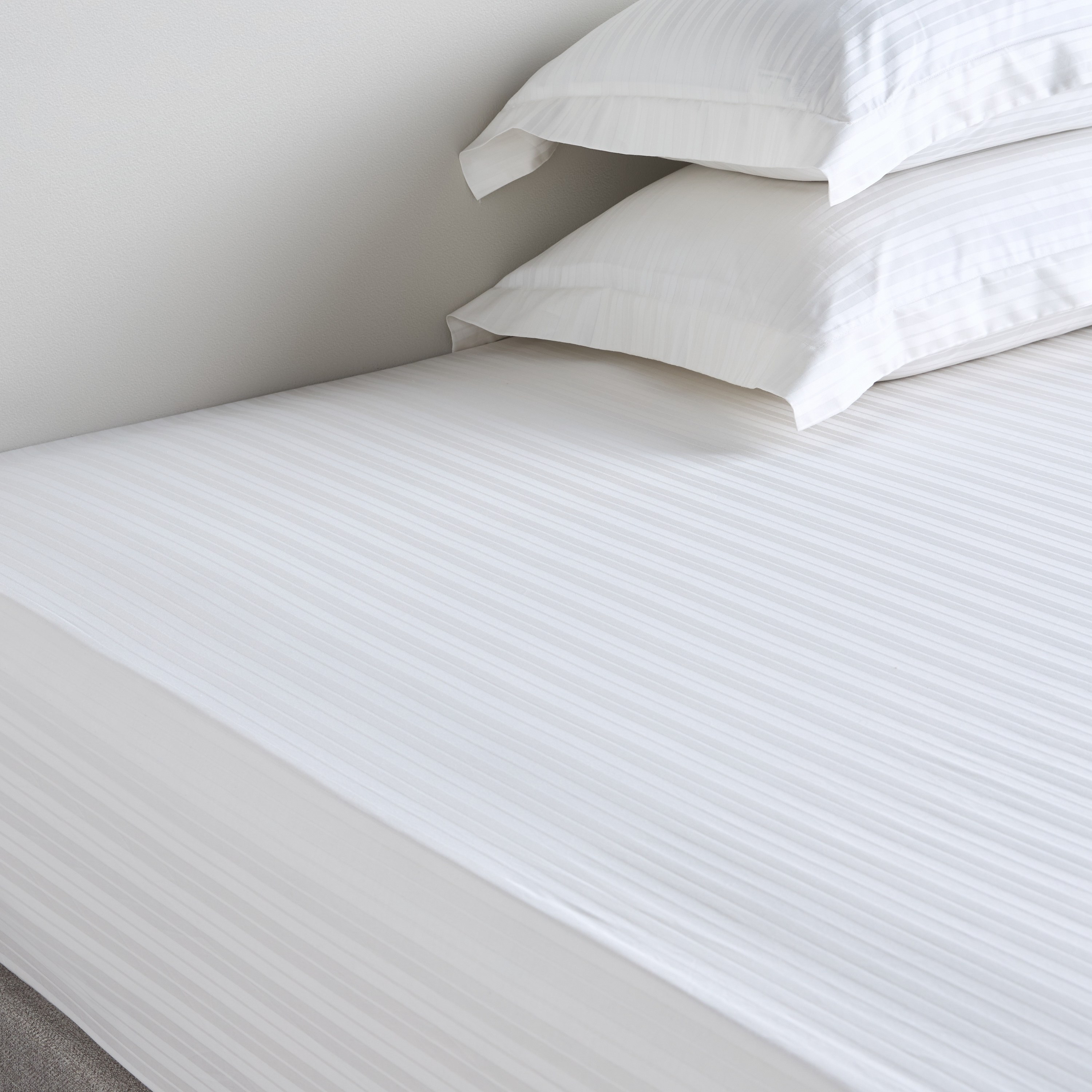 Elara Cotton Sateen 300 Thread Count Full Fitted Sheet  - 120x200 cm-household-bedding-sheetsandpillowcases-fittedsheets-image-3