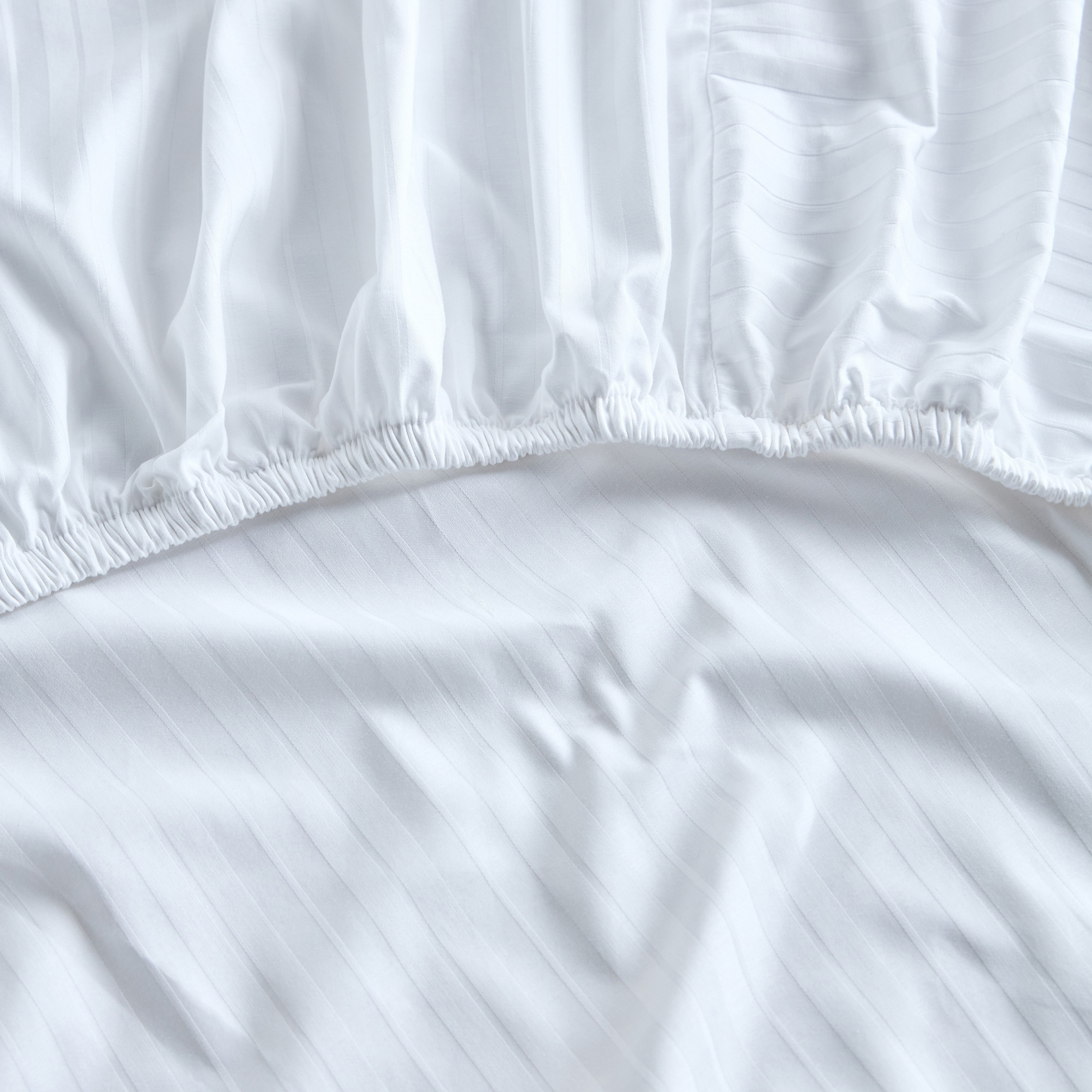 Elara Cotton Sateen 300 Thread Count Full Fitted Sheet  - 120x200 cm-household-bedding-sheetsandpillowcases-fittedsheets-image-2