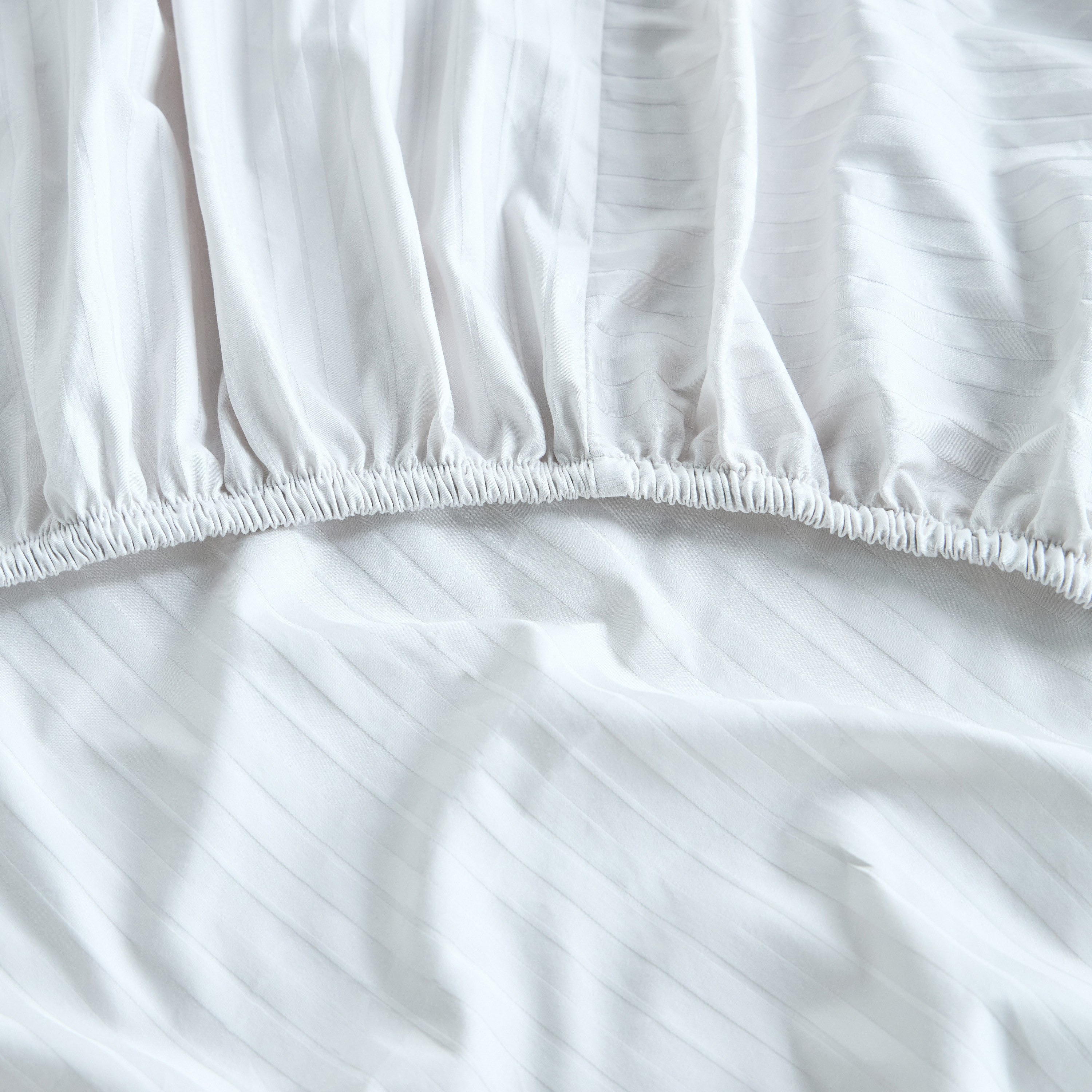 Elara Cotton Sateen King Fitted Sheet  - 180x205 cm-household-bedding-sheetsandpillowcases-fittedsheets-image-2