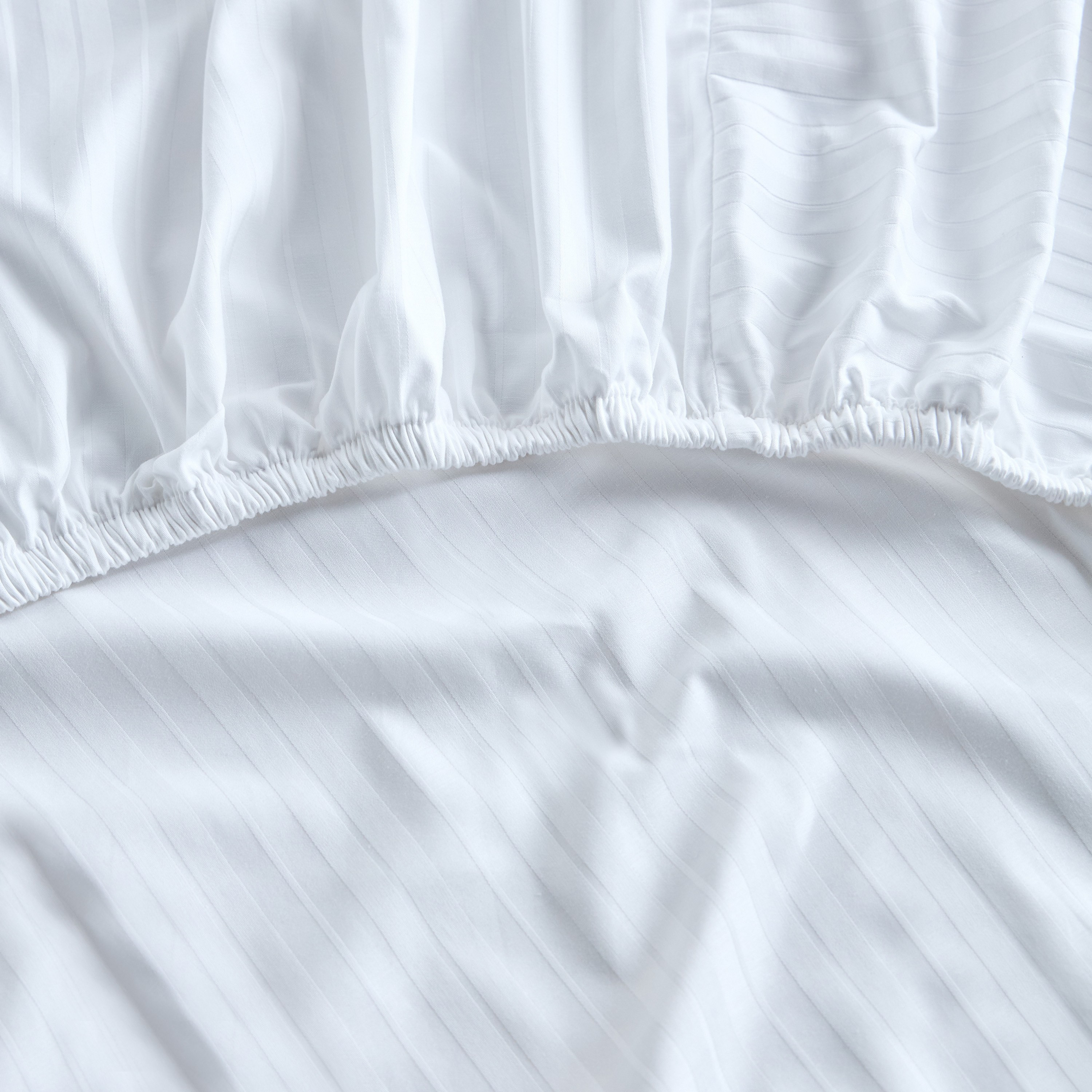 Elara Cotton Sateen King Fitted Sheet  - 180x205 cm-household-bedding-sheetsandpillowcases-fittedsheets-image-2