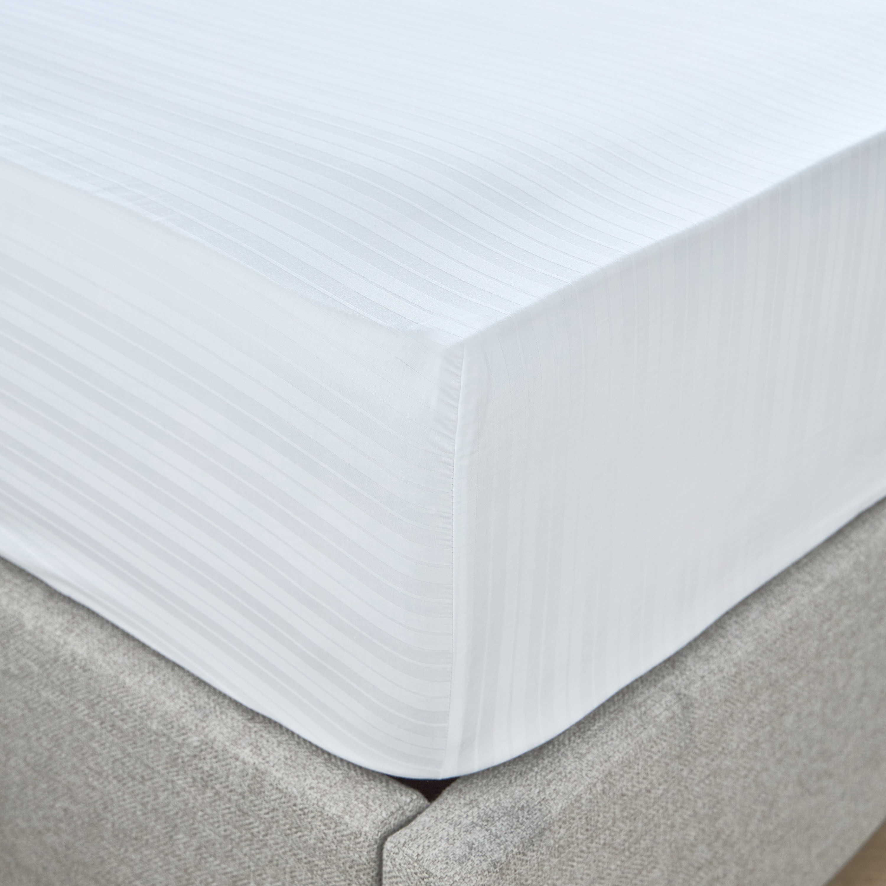Elara Cotton Sateen 300 Thread Count Super King Fitted Sheet - 200x205 cm-household-bedding-sheetsandpillowcases-fittedsheets-image-1