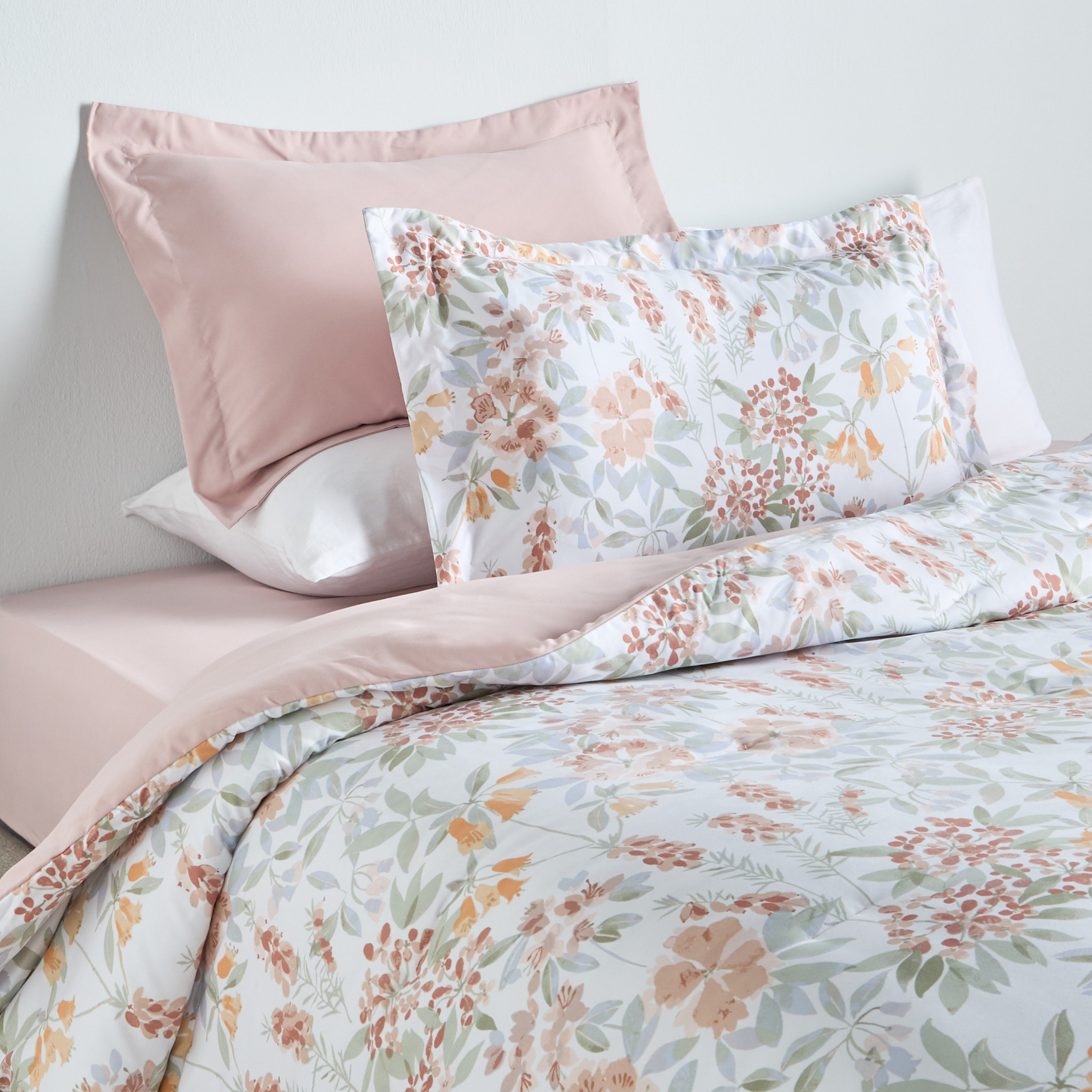 Elsa Floral Print 4-Piece Single Comforter and Sheet Set - 160x240 cm-household-bedding-comfortersandbedspreads-bedinabag-image-1