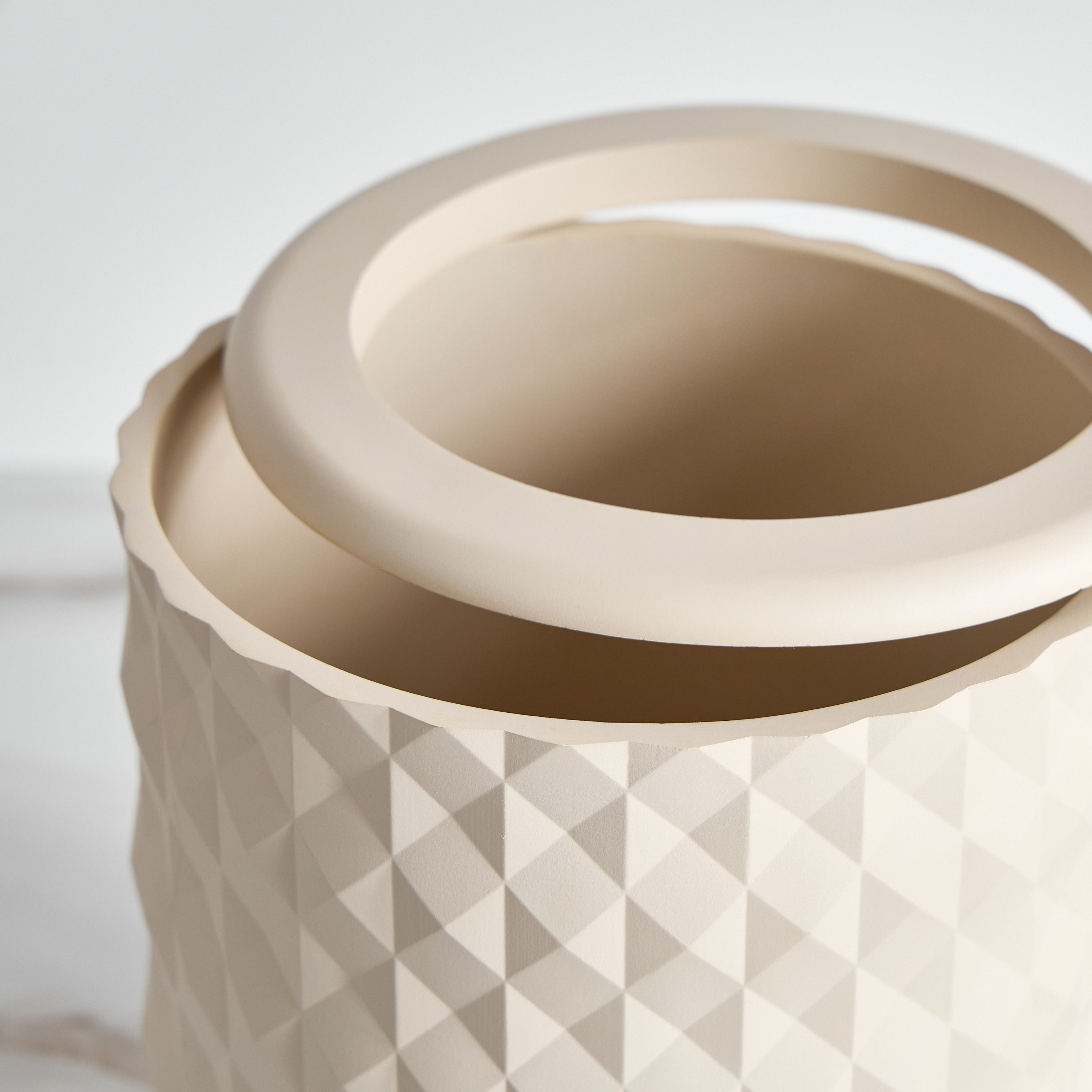 Vanua Waste Bin-household-bathandlaundry-wastebinsandaccessories-image-3
