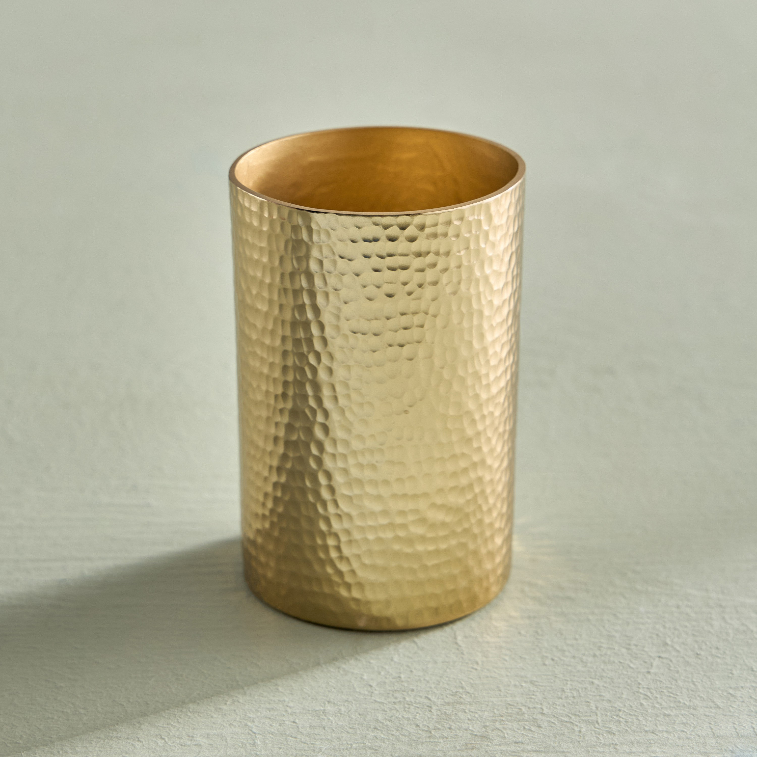 Hammered Tumbler-household-bathandlaundry-bathaccessories-toothbrushholdersandtumblers-image-1