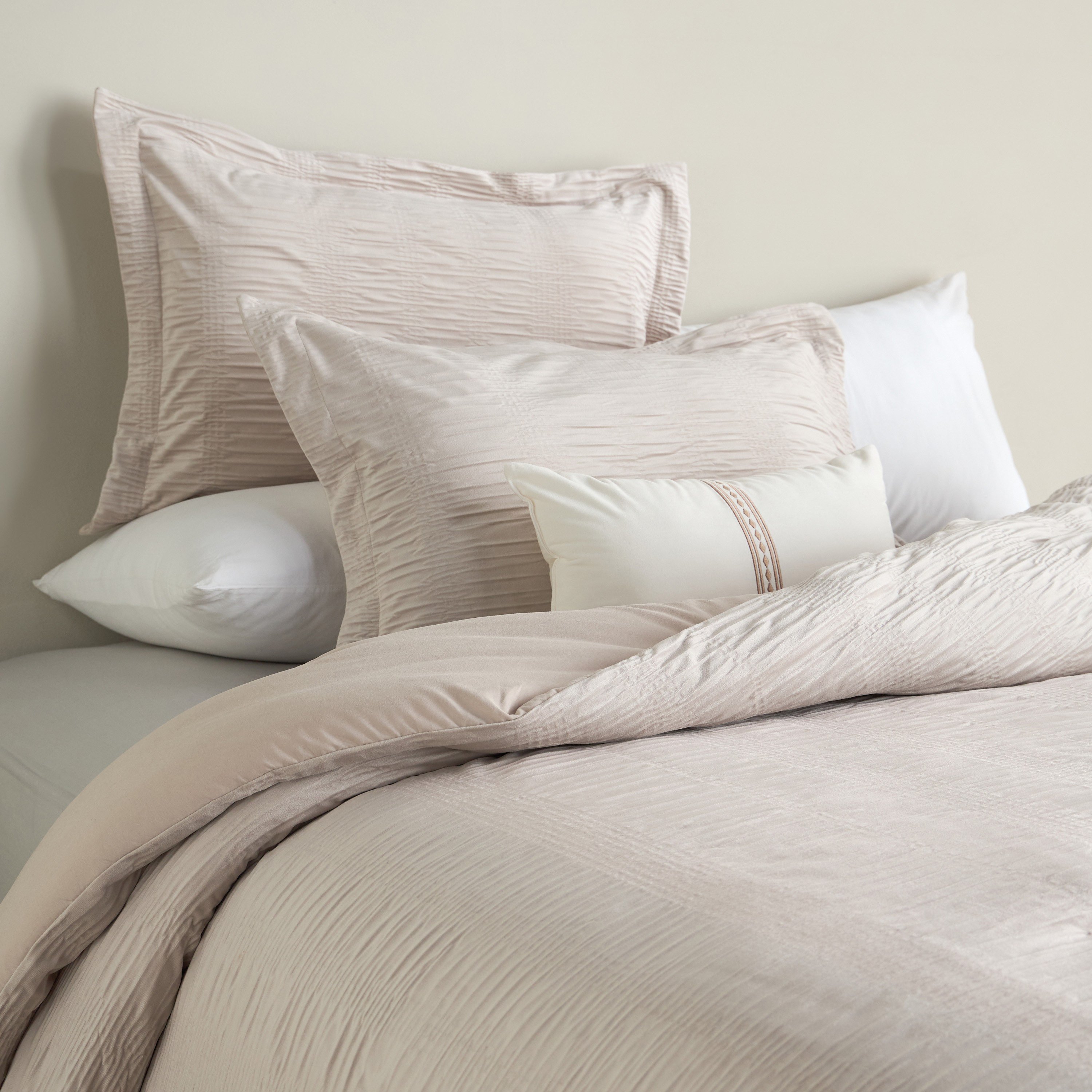Maryel Wrinkled Velvet 4-Piece Super King Comforter Set - 240x260 cm-household-bedding-comfortersandbedspreads-comforters-image-1