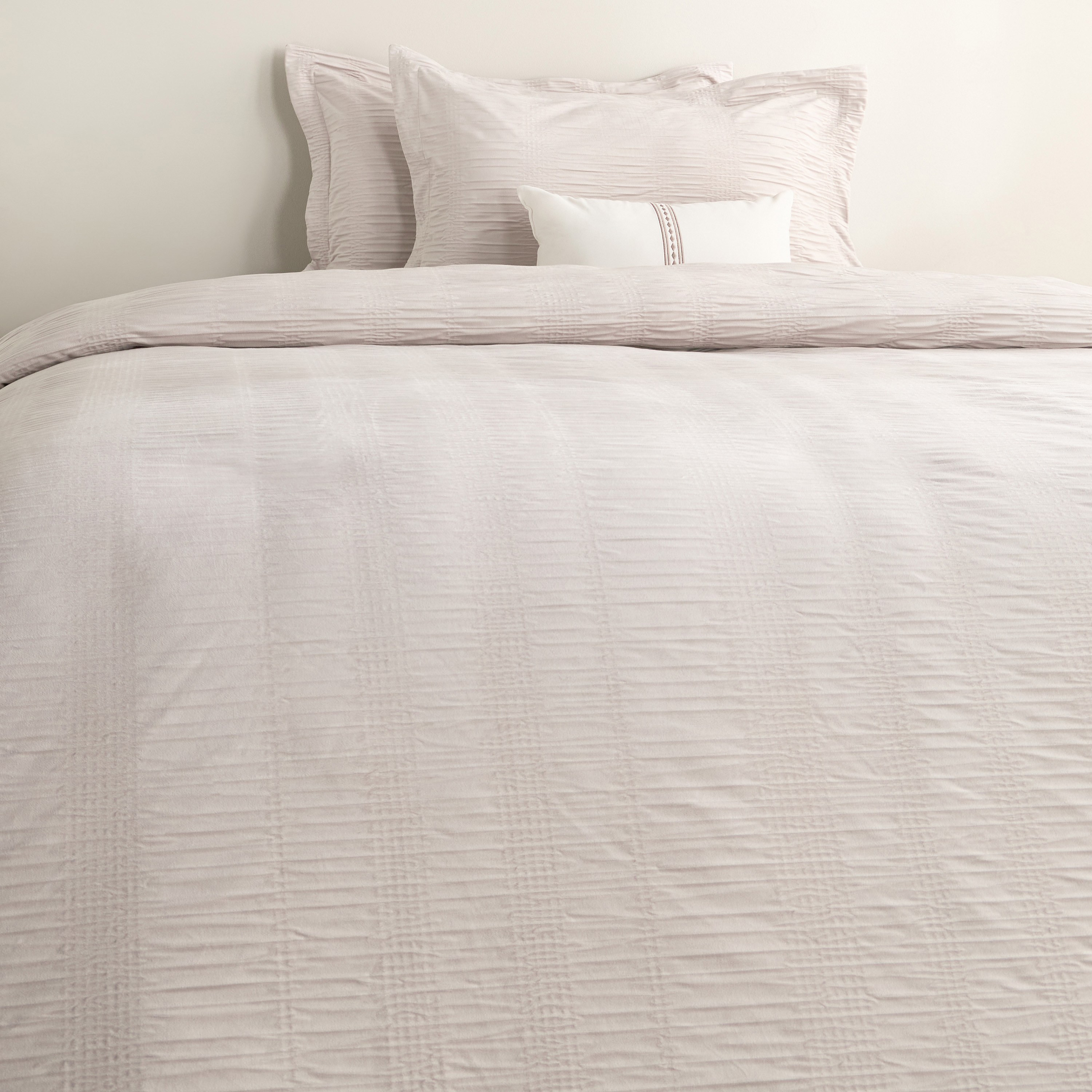Maryel Wrinkled Velvet 4-Piece Super King Comforter Set - 240x260 cm-household-bedding-comfortersandbedspreads-comforters-image-2