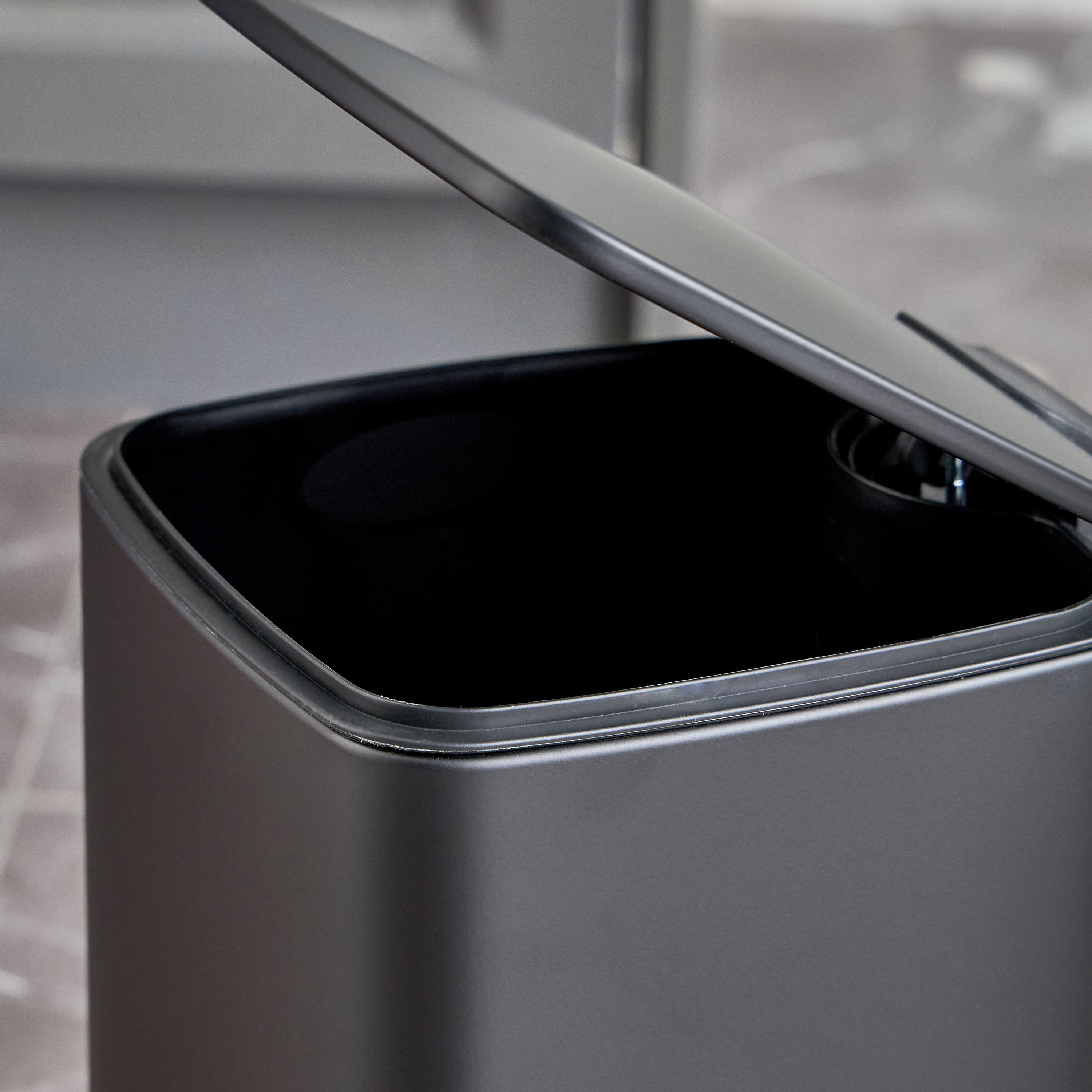 Arlo Pedal Waste Bin - 8 L-household-bathandlaundry-wastebinsandaccessories-image-3