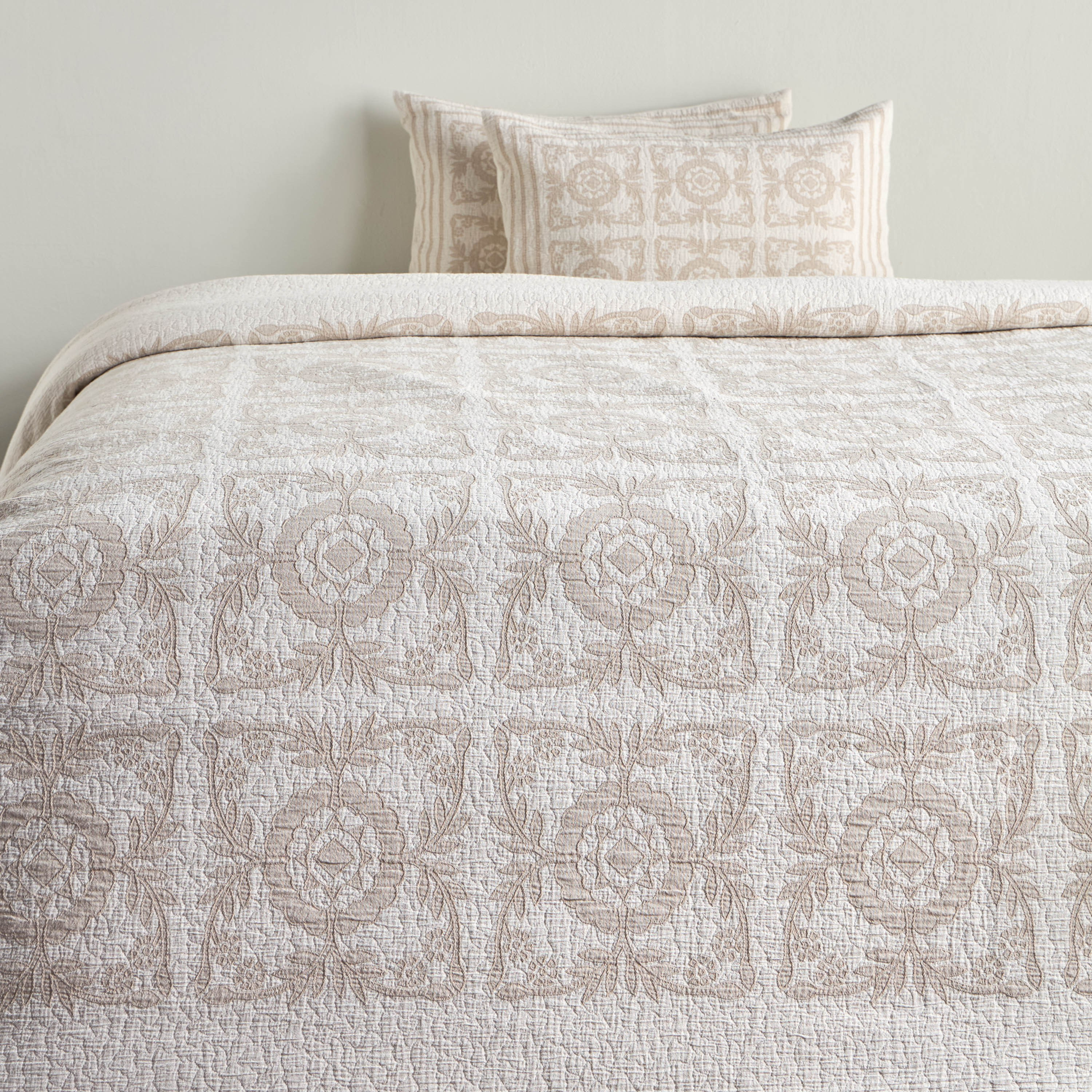 Juan Matelasse 3-Piece Super King Comforter Set - 240x260 cm-household-bedding-comfortersandbedspreads-comforters-image-2