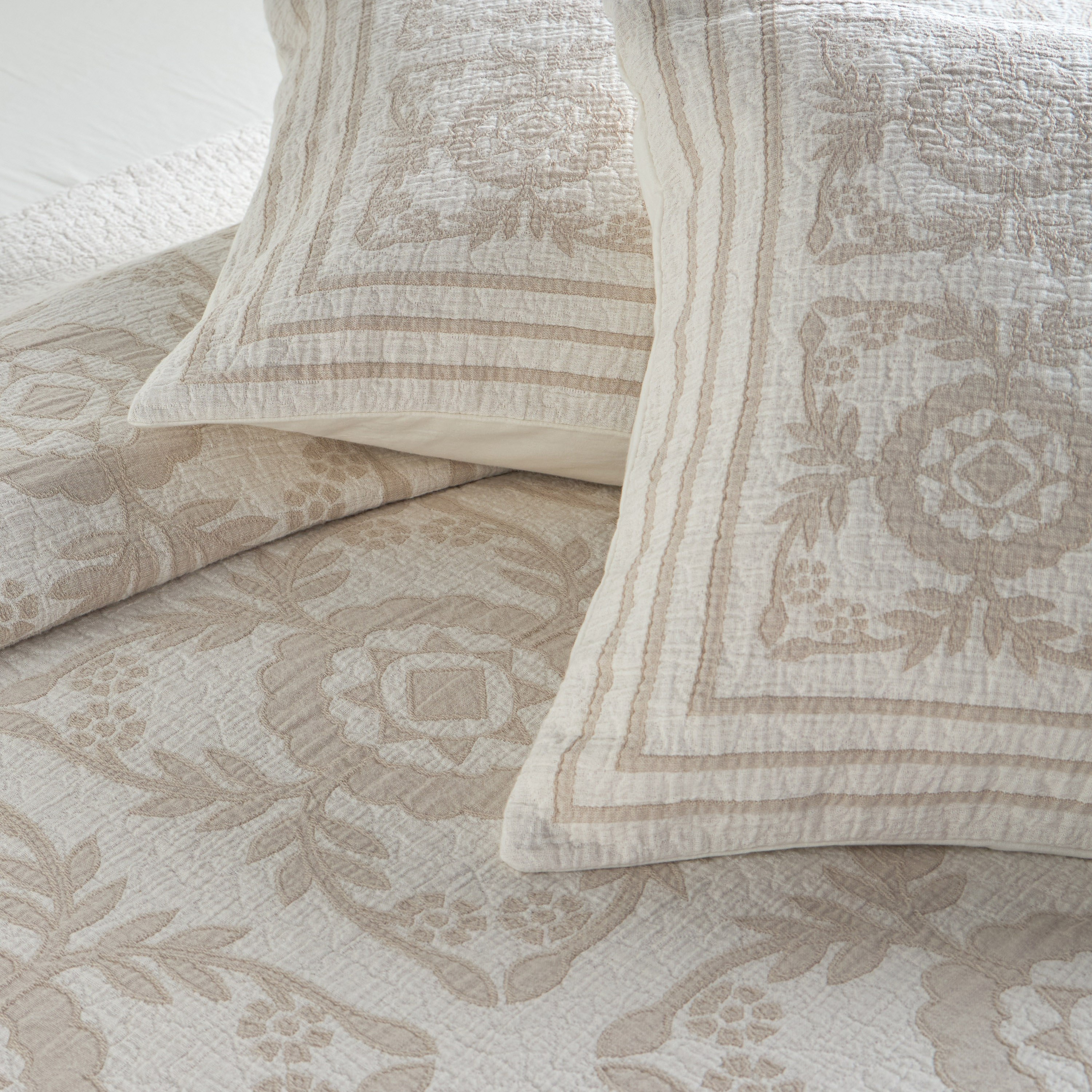 Juan Matelasse 3-Piece Super King Comforter Set - 240x260 cm-household-bedding-comfortersandbedspreads-comforters-image-3
