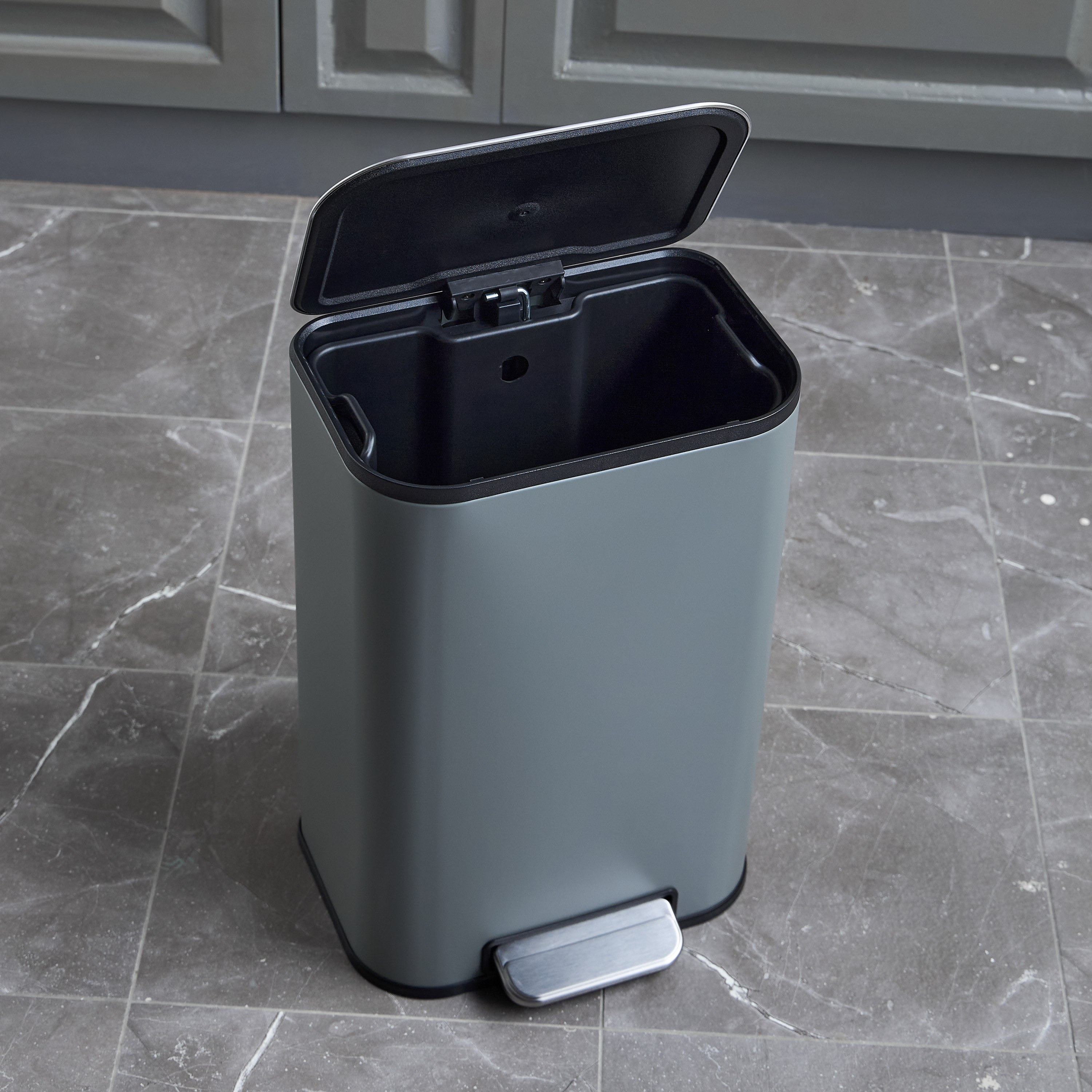 Maison Pedal Waste Bin - 12 L-household-bathandlaundry-wastebinsandaccessories-image-2