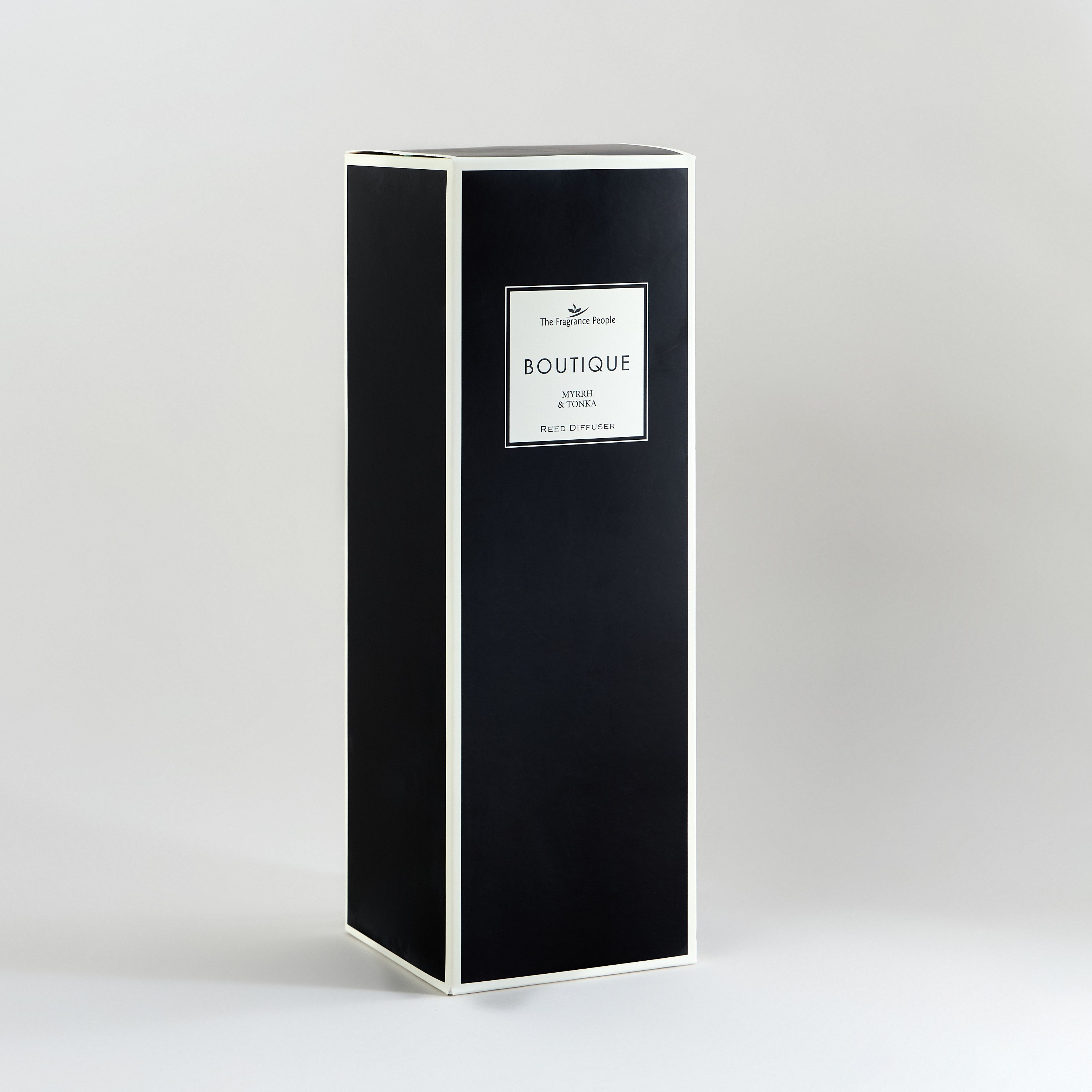 Boutique Black Myrrh and Tonka Reed Diffuser - 500 ml-household-homefragrance-reeddiffusers-image-3