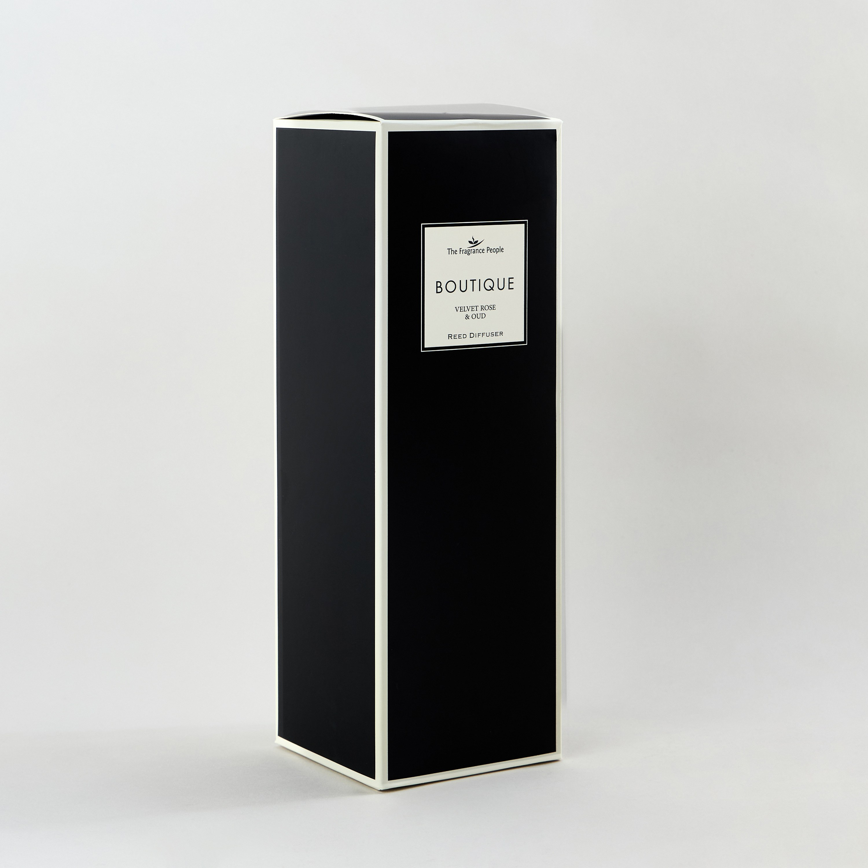 Boutique Velvet Rose and Oud Reed Diffuser - 500 ml-household-homefragrance-reeddiffusers-image-3