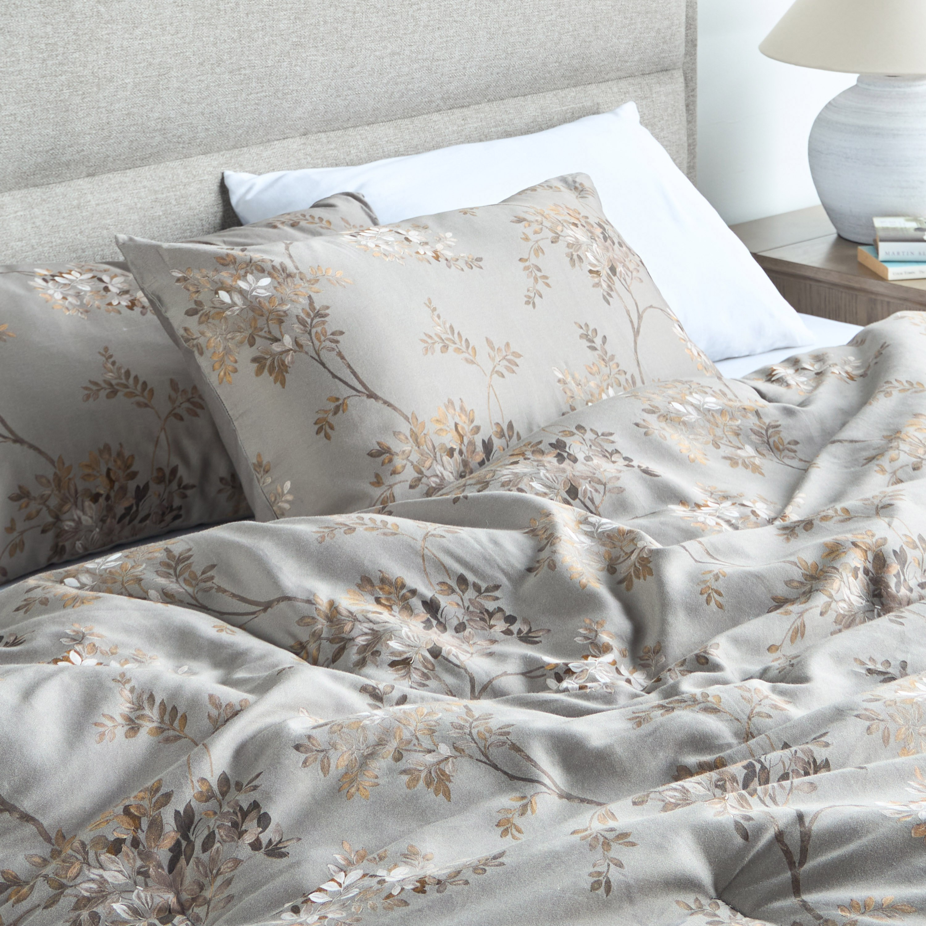 طقم لحاف سوبر كينج قطن 3 قطع بعدد 300 خيط - سيبريس - 240x260 سم-household-bedding-comfortersandbedspreads-comforters-image-5