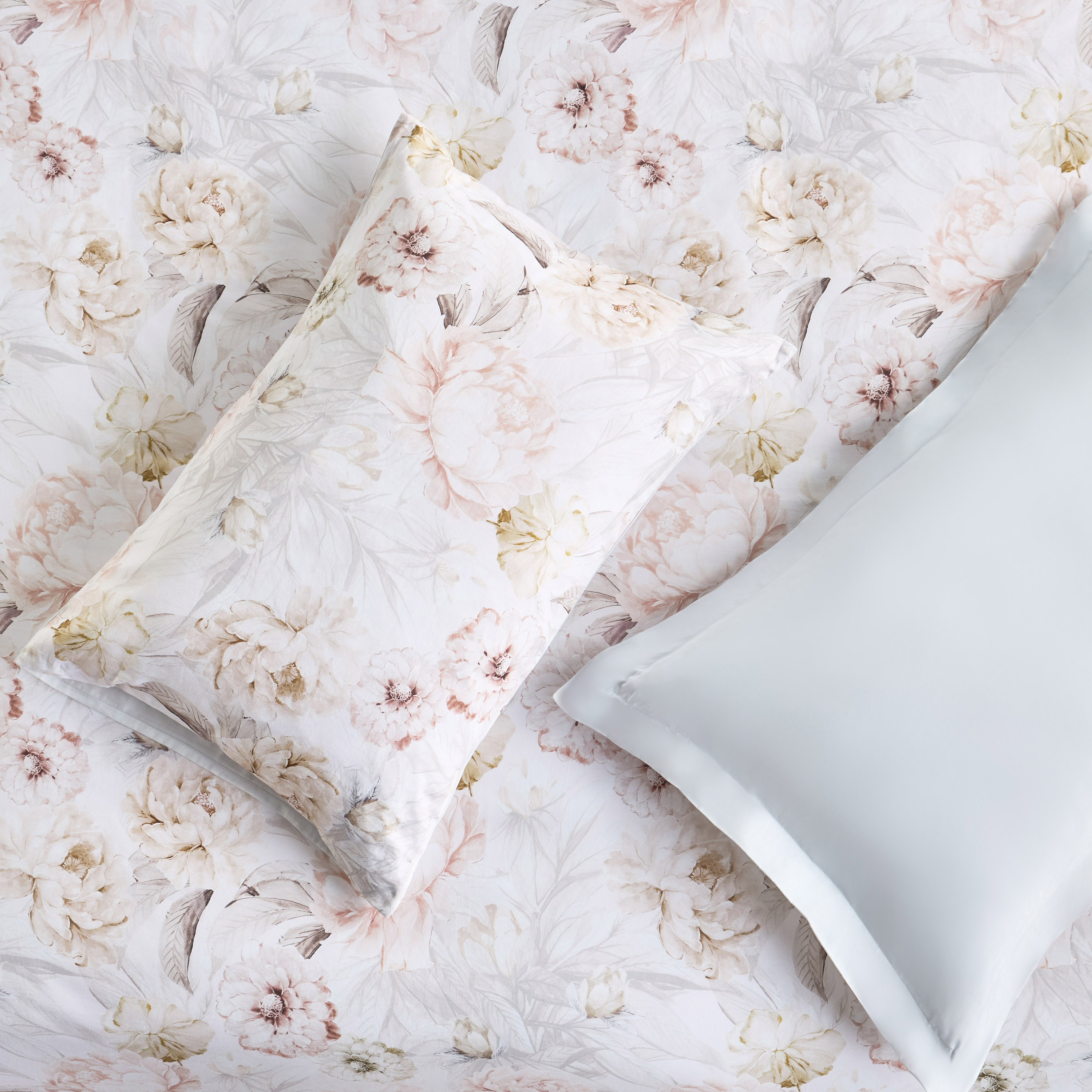 Klaus Cotton 300-Thread Count 6-Piece Super King Duvet Cover Set - 220x260 cm-household-bedding-duvetandcovers-duvetcovers-image-3