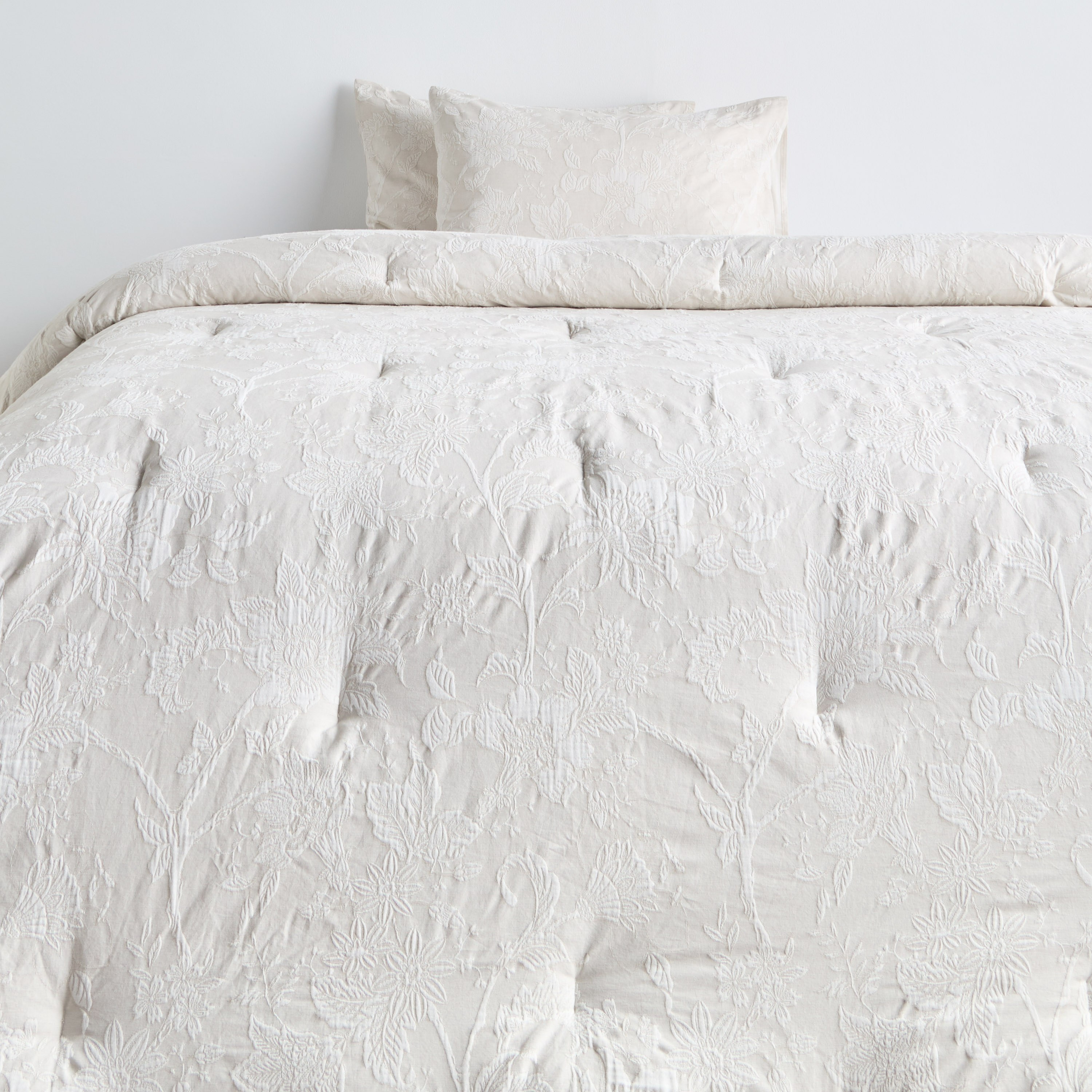 Rupert Cotton Jacquard 230 Thread Count 3-Piece Super King Comforter Set - 240x260 cm-household-bedding-comfortersandbedspreads-comforters-image-2