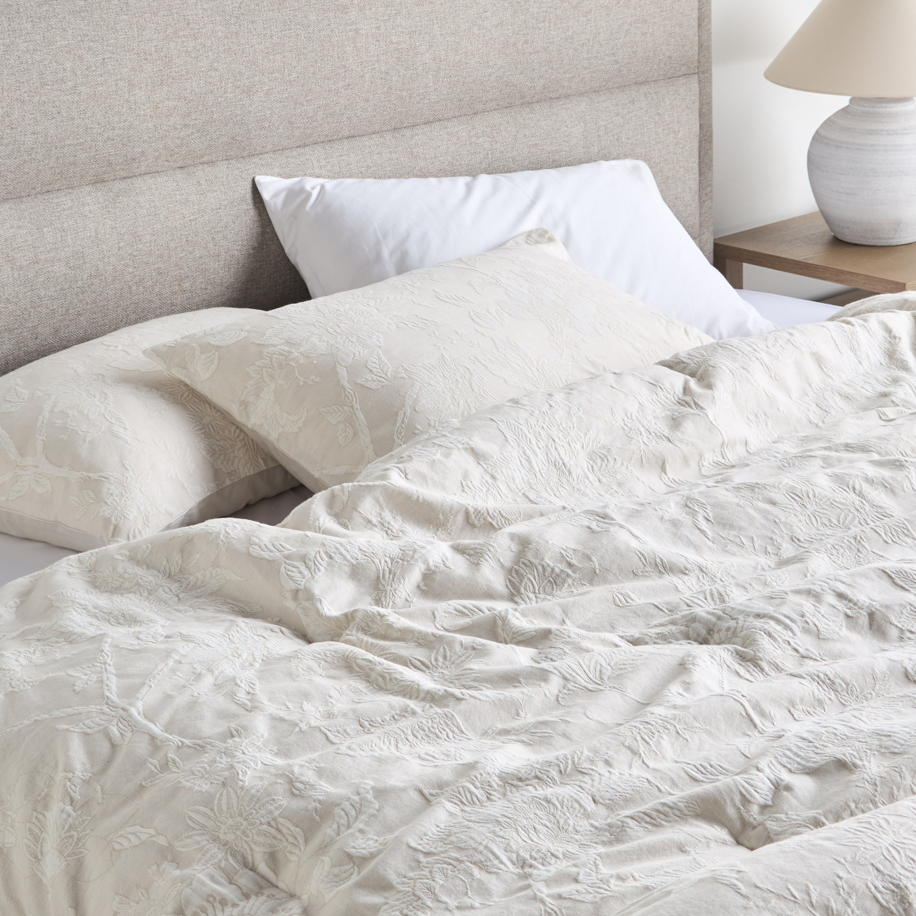 Rupert Cotton Jacquard 230 Thread Count 3-Piece Super King Comforter Set - 240x260 cm-household-bedding-comfortersandbedspreads-comforters-image-5