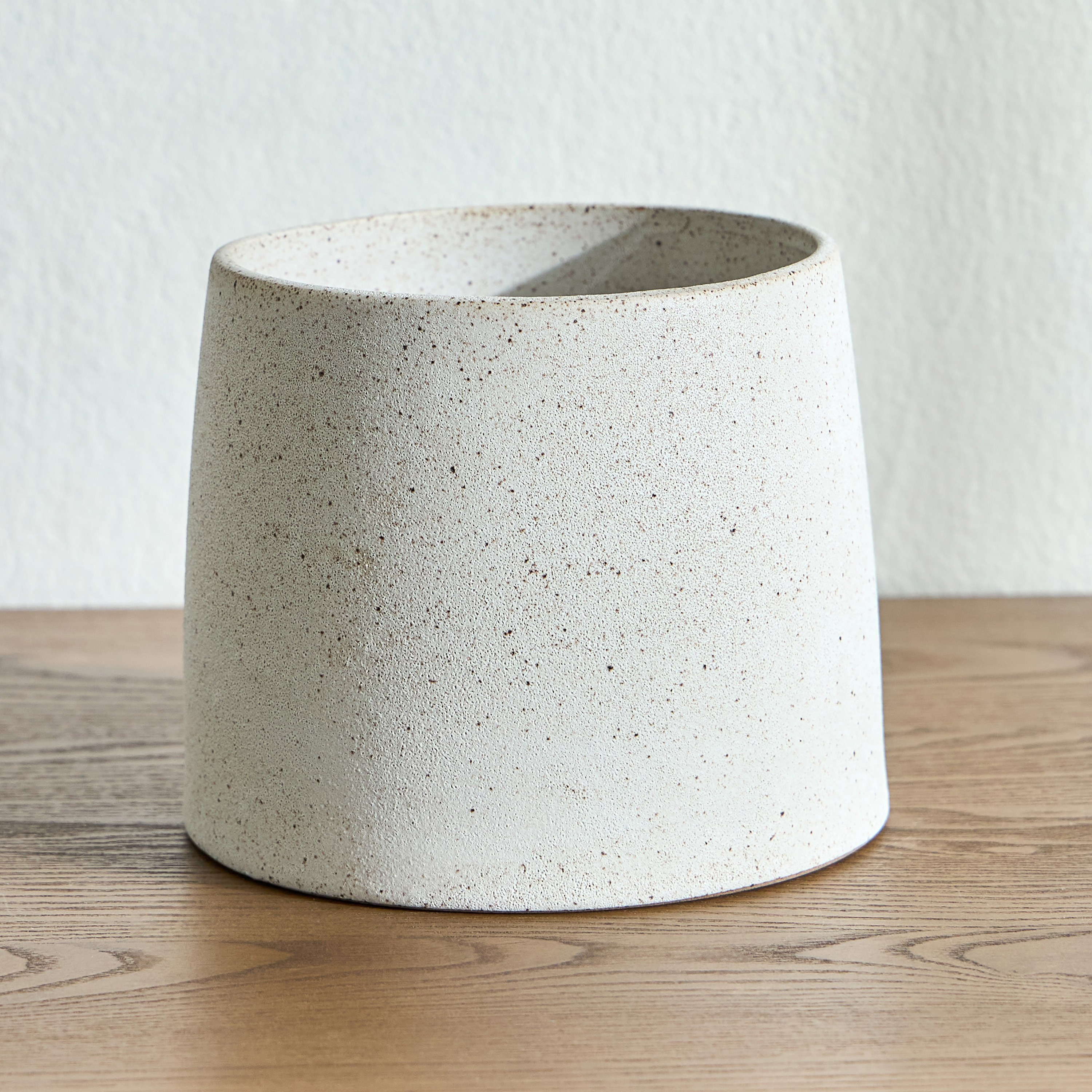 إناء زرع سيراميك - هيرتاج - 13 سم-household-gardenandoutdoor-potsandplanters-planters-image-2