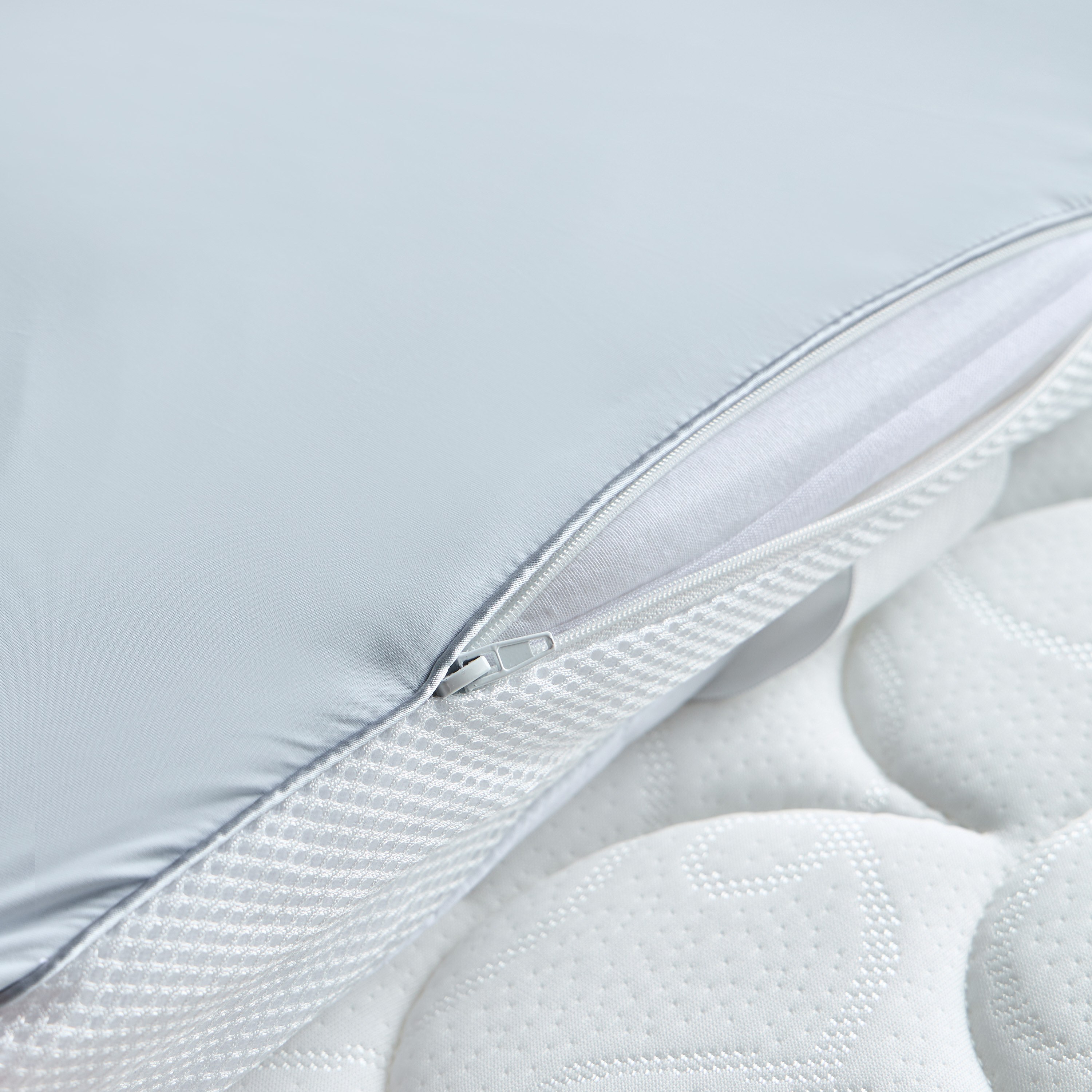 Hybrid King Memory Foam Mattress Topper - 180x200+8 cm-household-bedding-mattresstoppersandprotectors-mattresstoppers-image-4