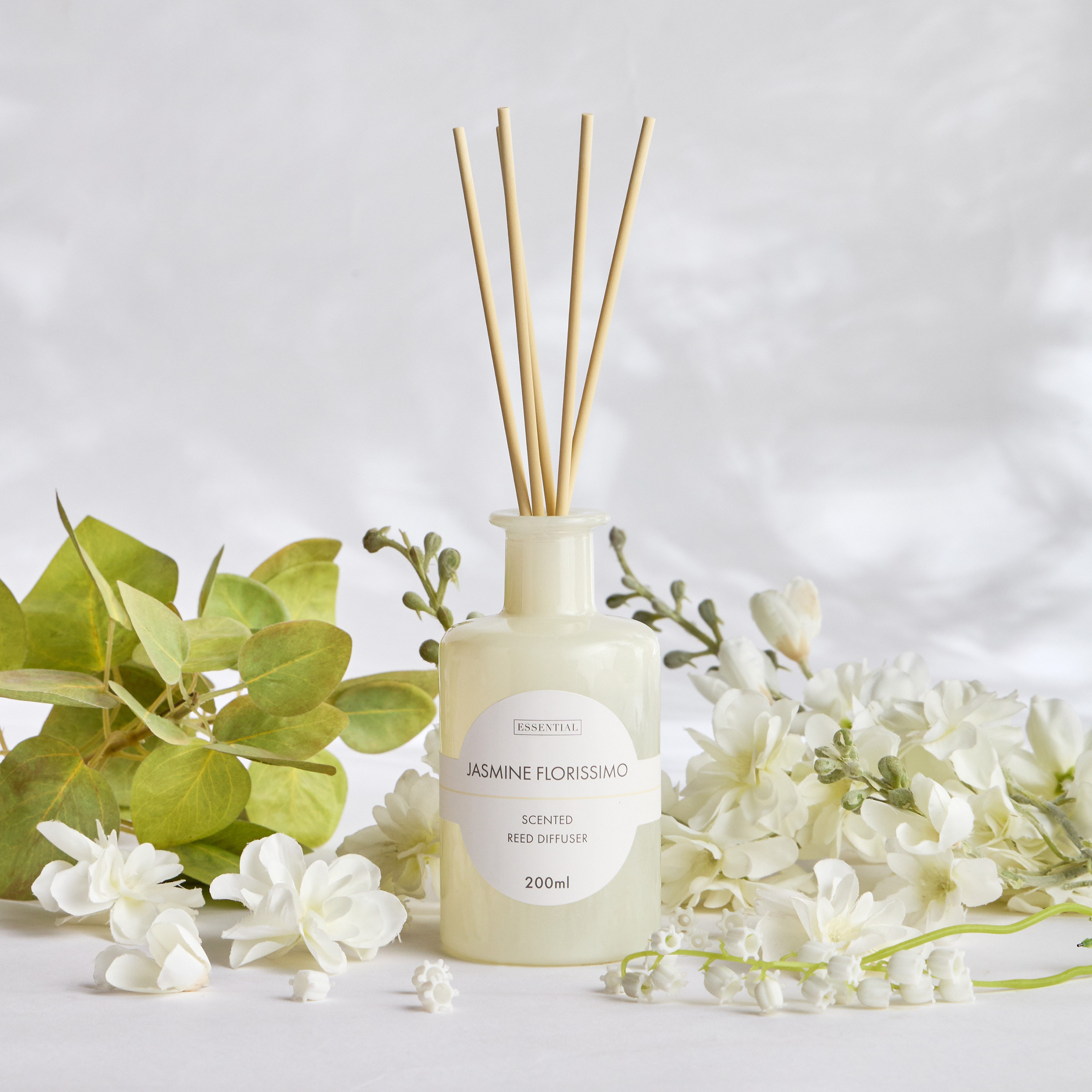 Essentials Jasmine Florissimo  Reed Diffuser  - 200 ml-household-homefragrance-reeddiffusers-image-1