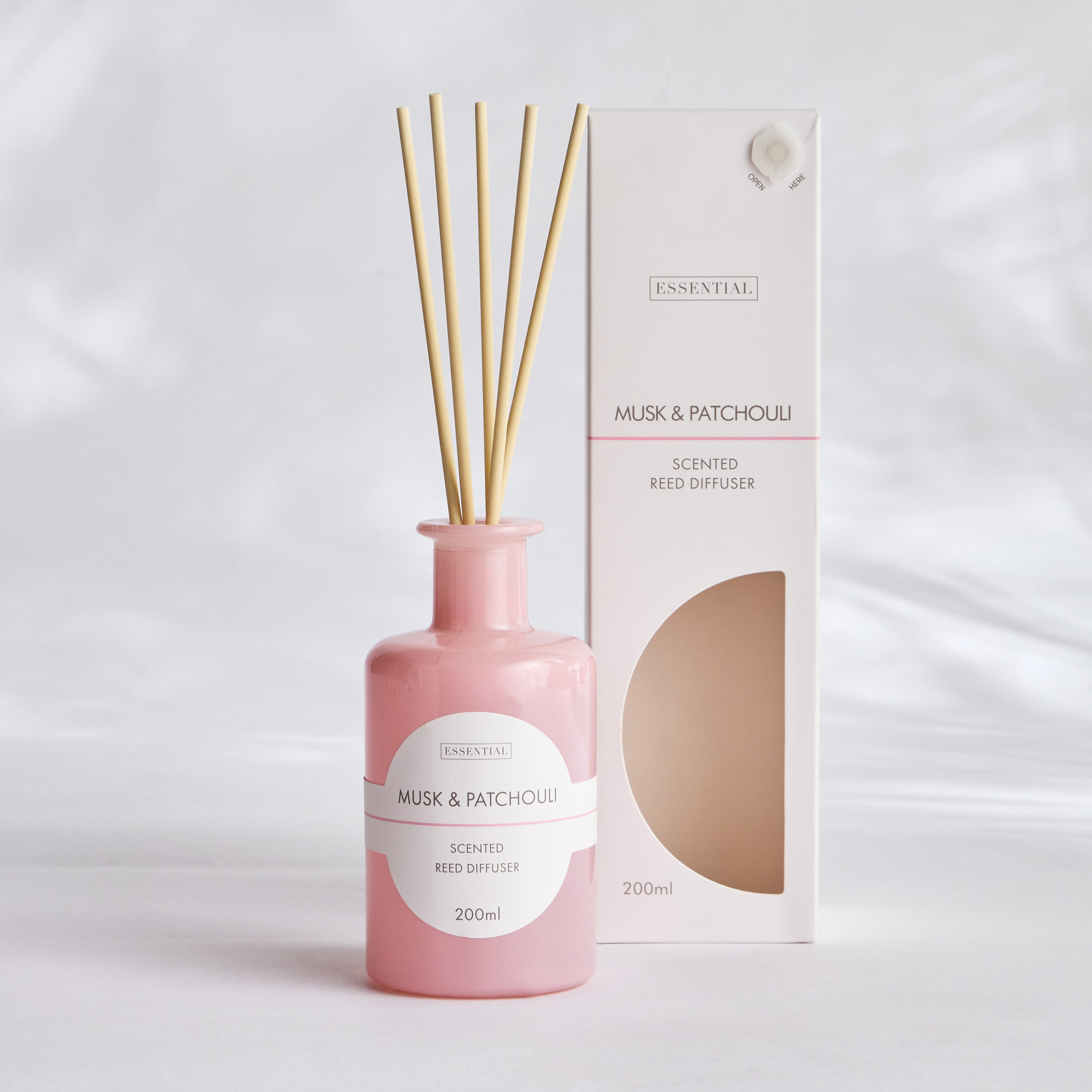 Essentials Musk and Patchouli Reed Diffuser - 200 ml-household-homefragrance-reeddiffusers-image-2