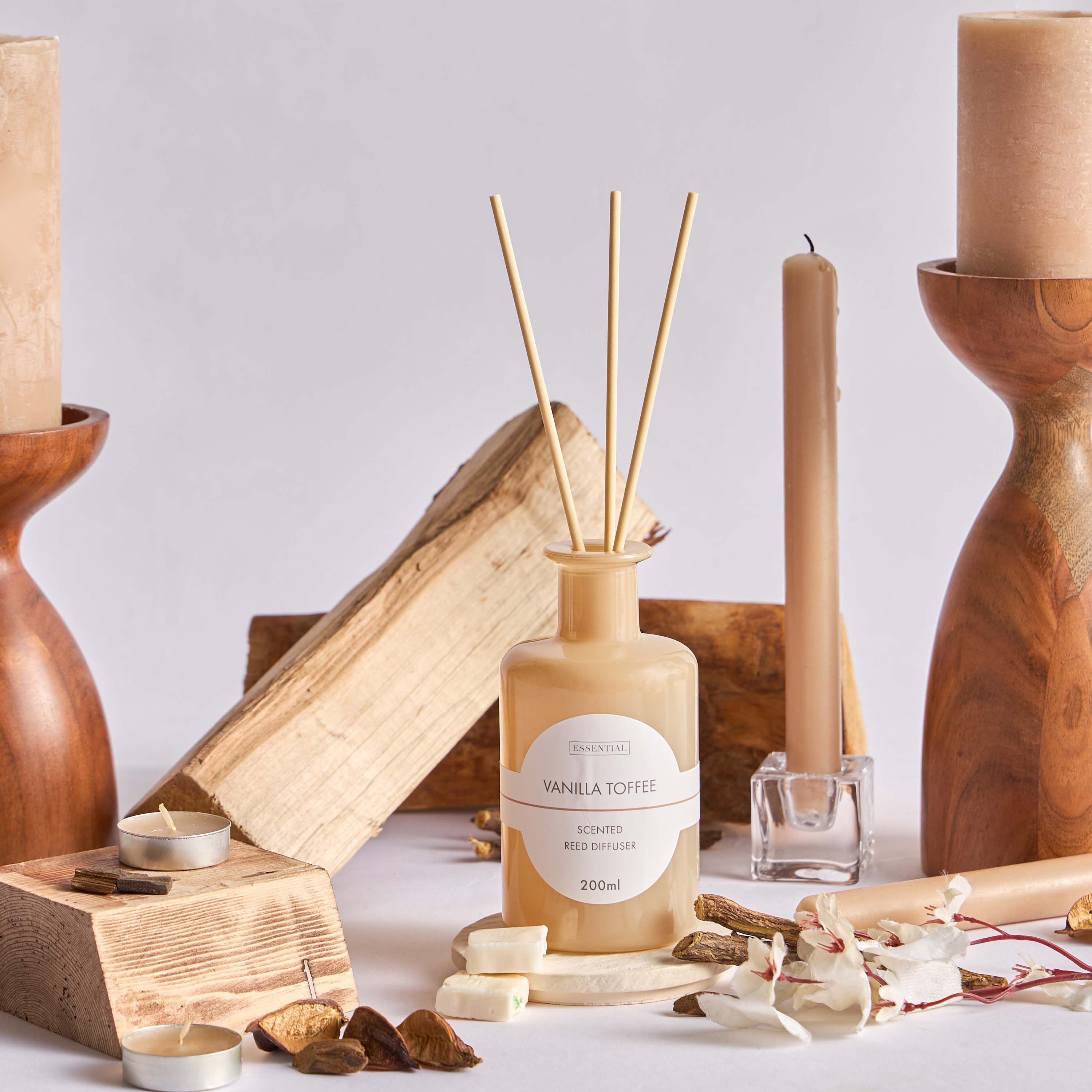 Essentials Vanilla Reed Diffuser - 200 ml-household-homefragrance-reeddiffusers-image-4