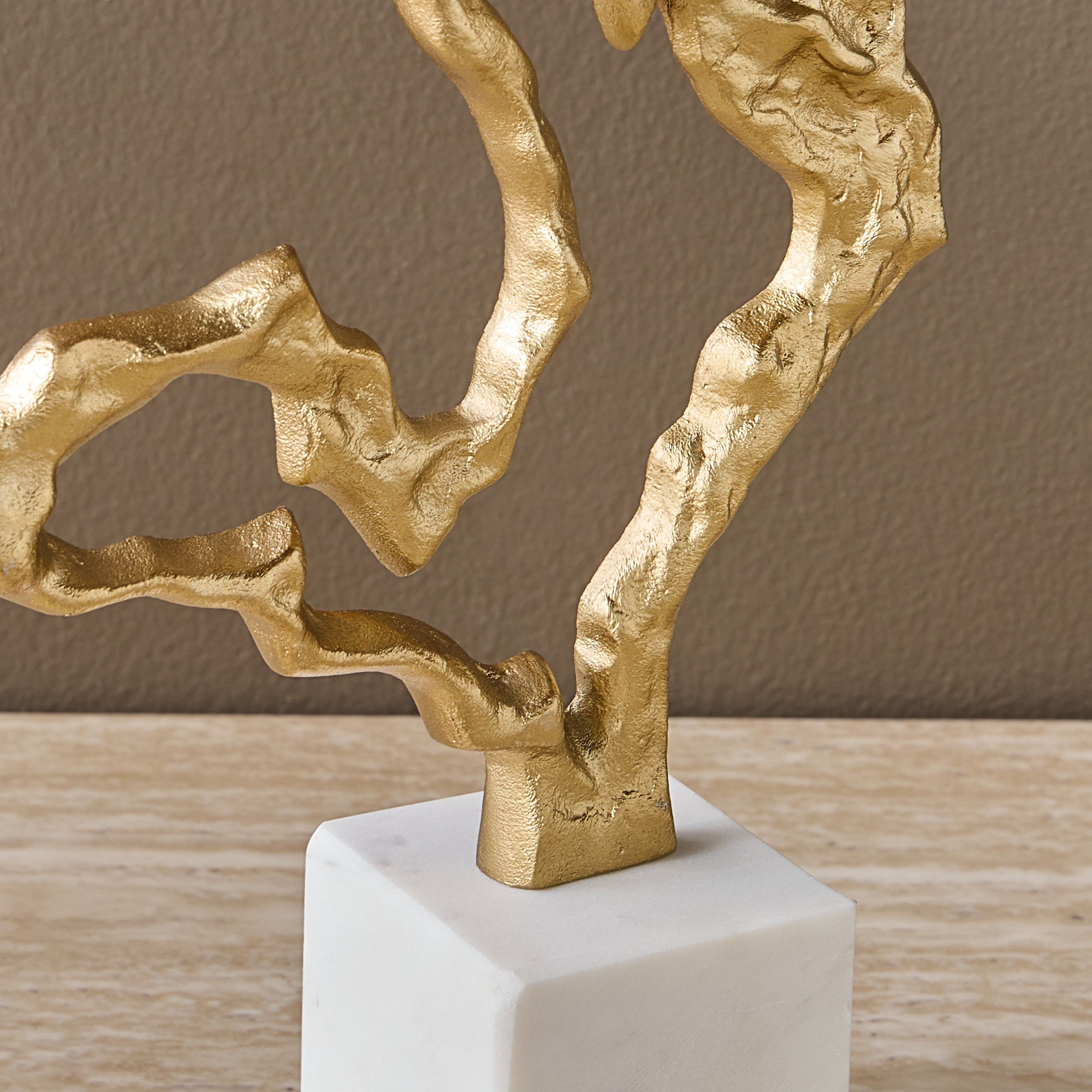 قطعة ديكور بتصميم تجريدي - تيفن-household-decor-decorativeobjectsandsculptures-image-2