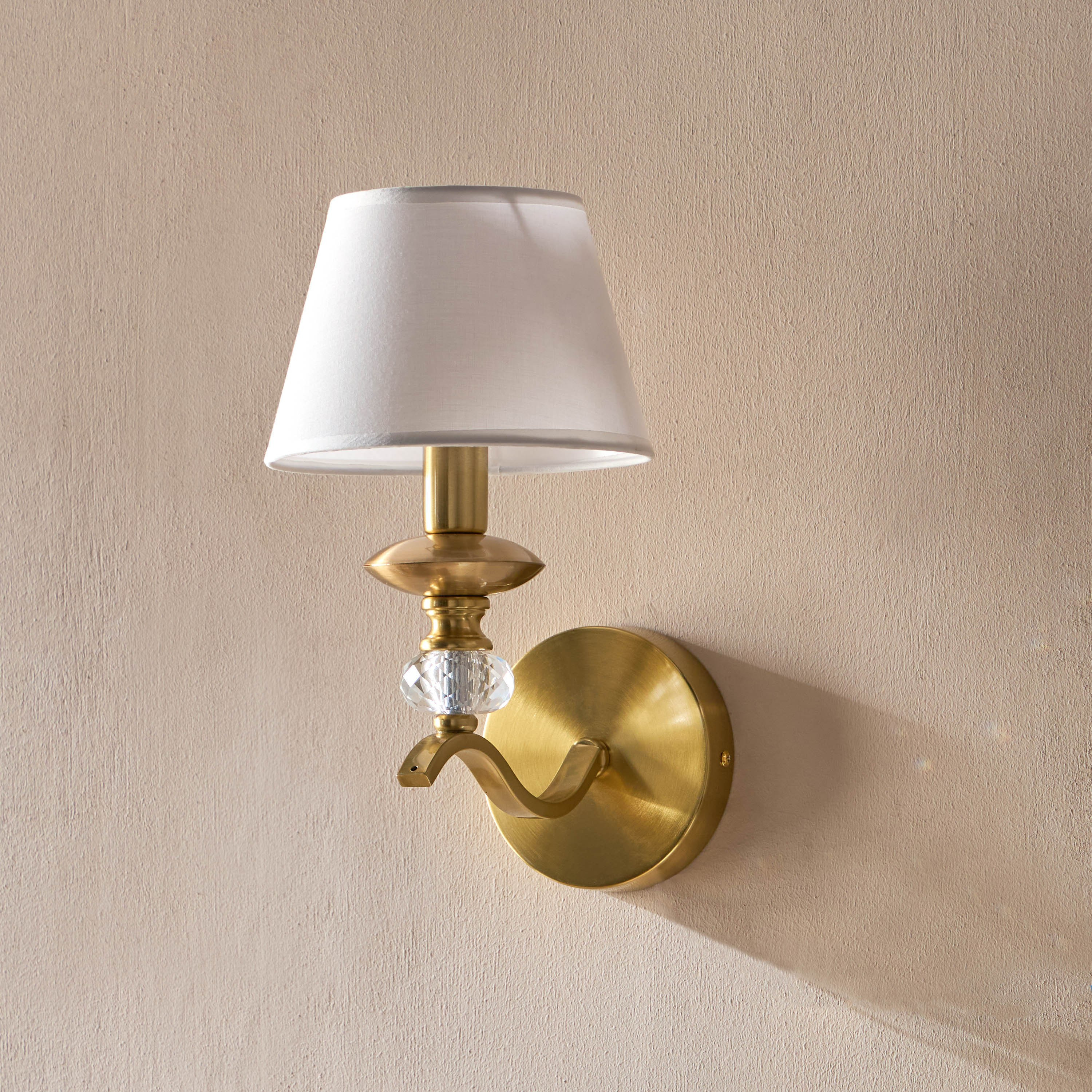 Kai Metal Wall Lamp