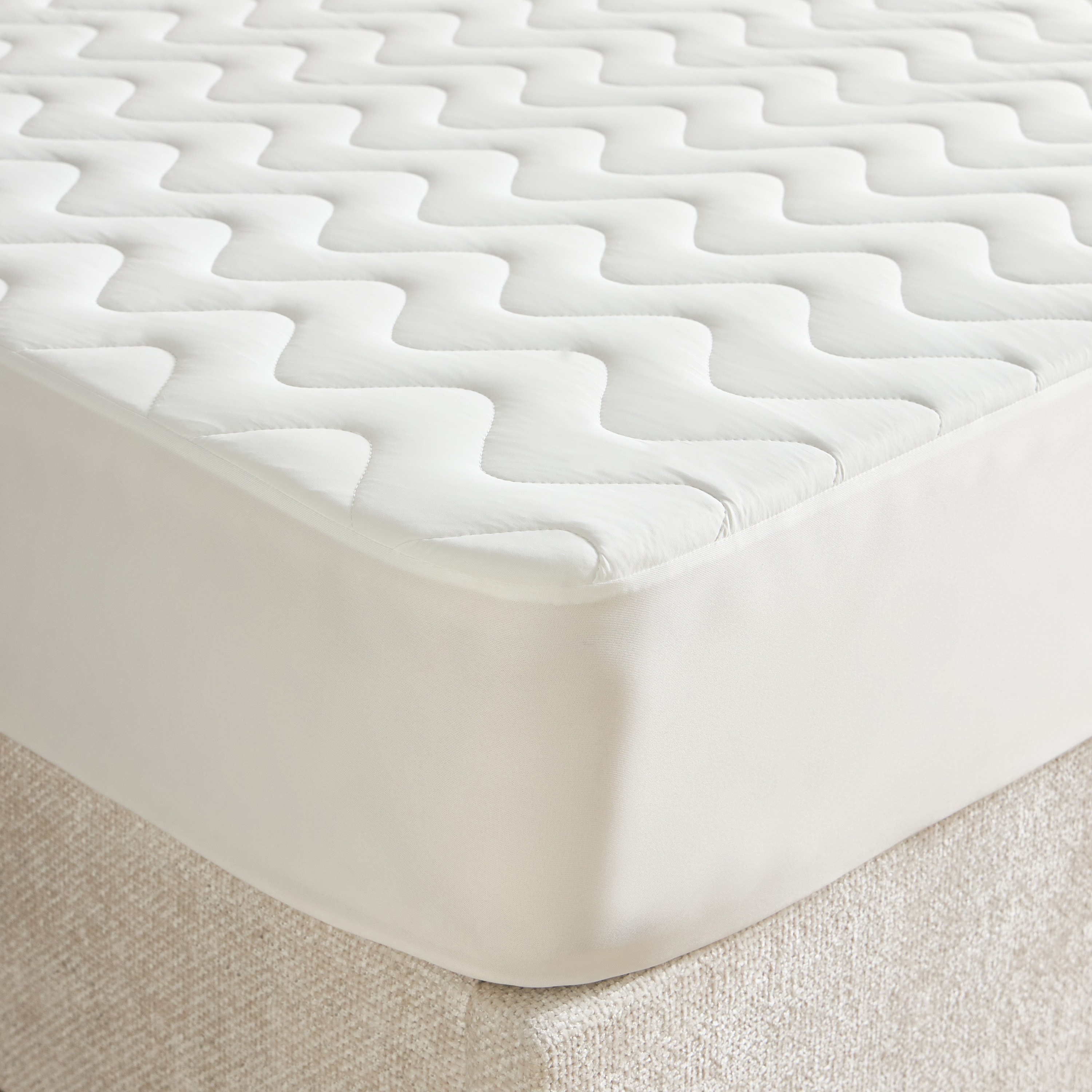 Cooling Jersey Super King Mattress Protector - 200x205 cm-household-bedding-mattresstoppersandprotectors-mattressprotectors-image-1