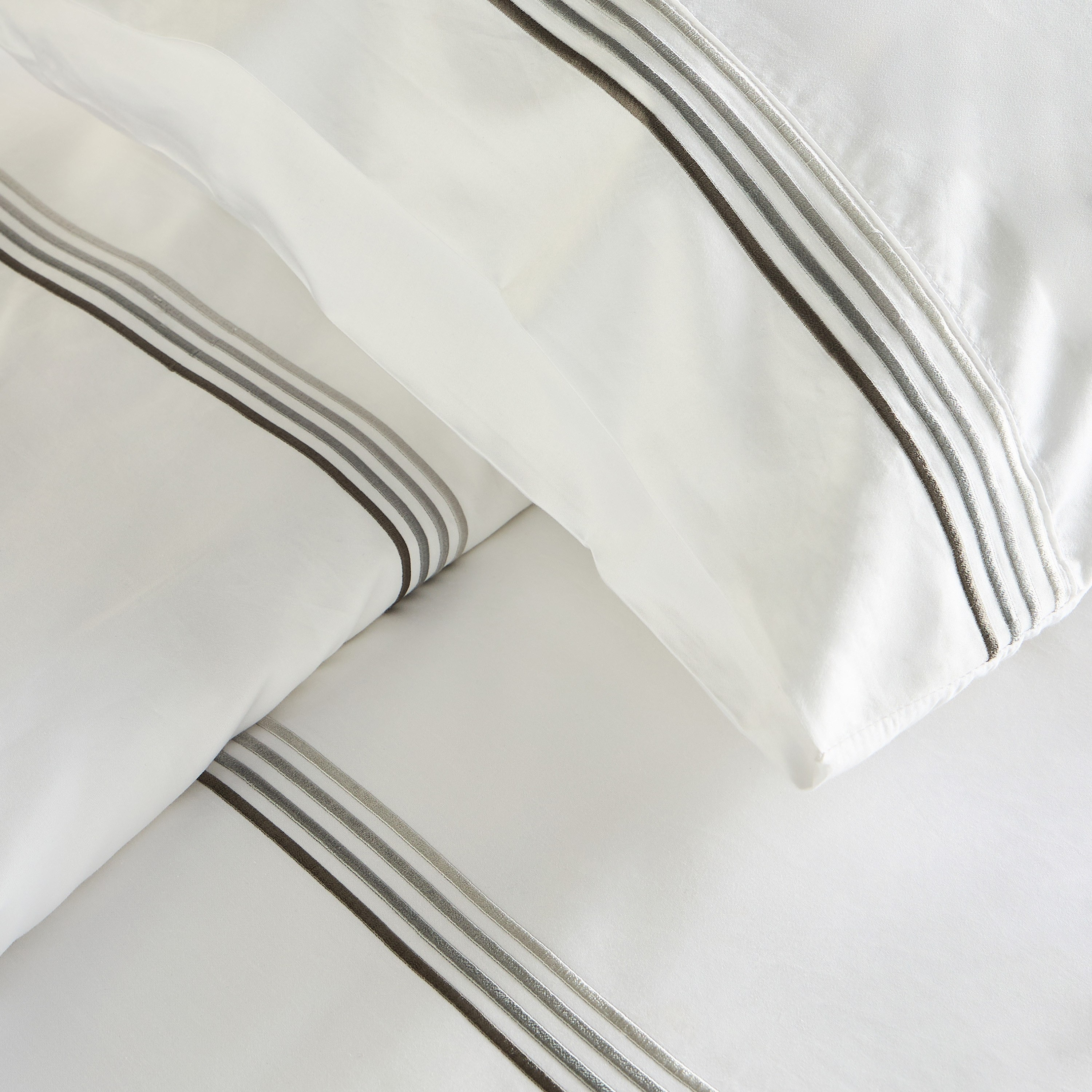 Maddison Egyptian Cotton 600 Thread Count 3-Piece King Duvet Cover Set - 230x220 cm-household-bedding-duvetandcovers-duvetcovers-image-4