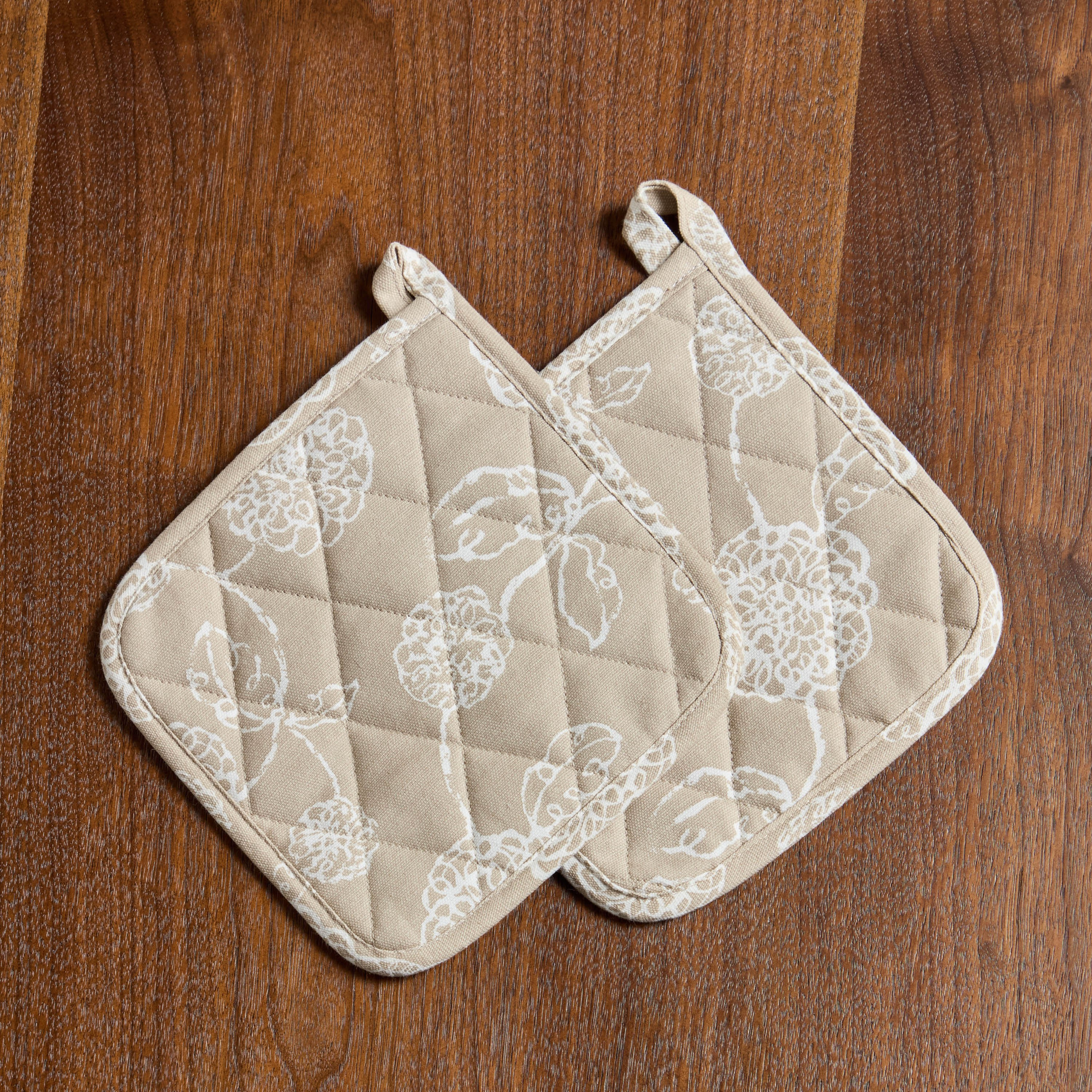 Ivorie Pot Holder - Set of 2-household-kitchen-kitchenlinen-apronsmittsandpotholders-image-1