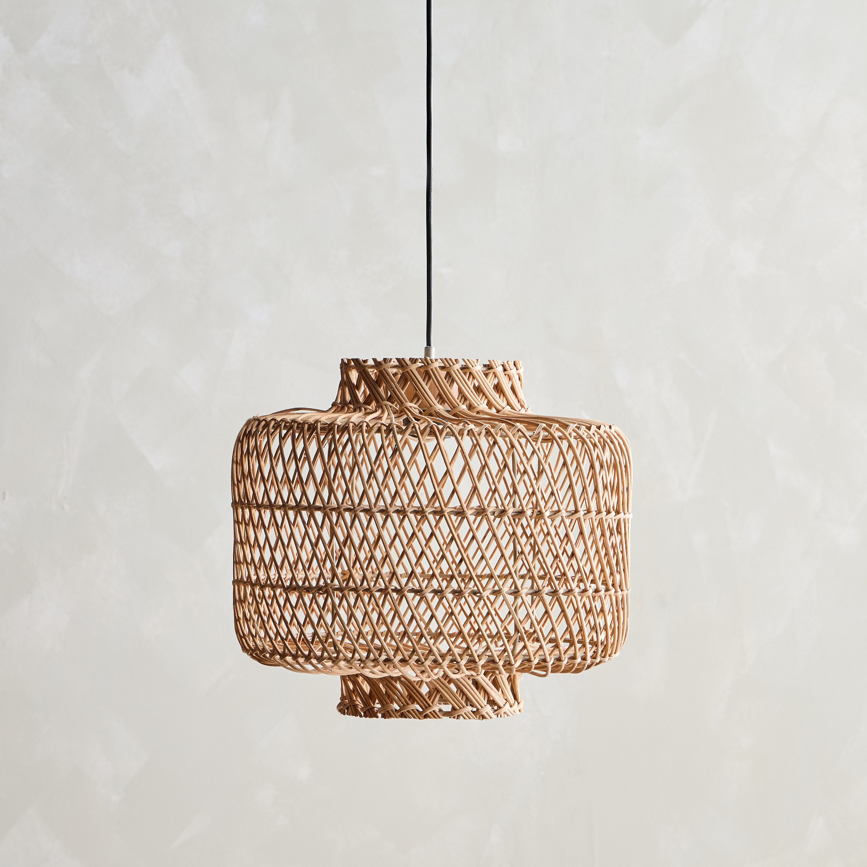 غطاء مصباح سقف روطان - والدو من ميكس آند ماتش - 29 سم-household-lighting-tableanddesklamps-image-1