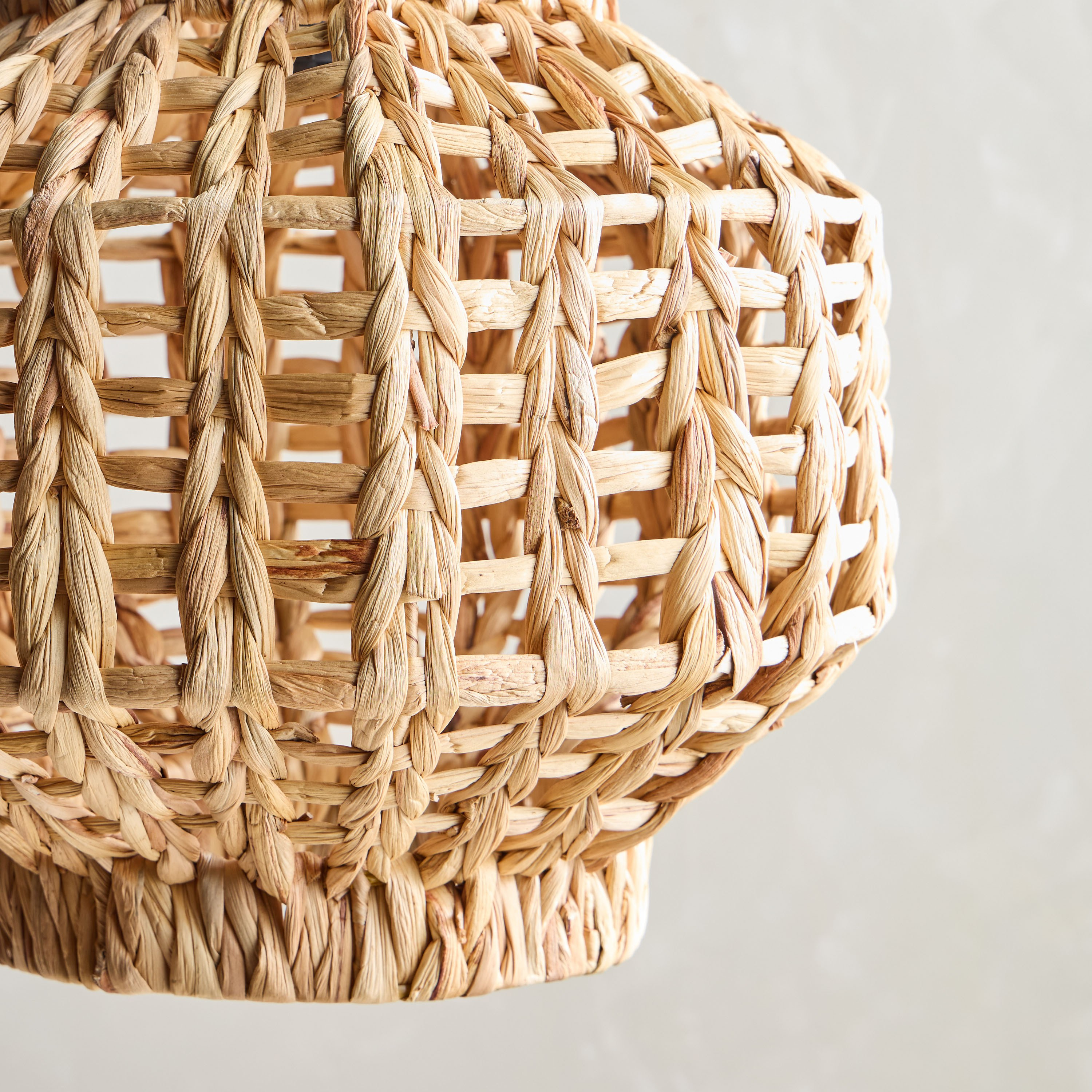 Mix and Match Quentin Water Hyacinth Ceiling Lamp Shade - 40 cm-household-lighting-ceilinglamps-pendantlamps-image-3