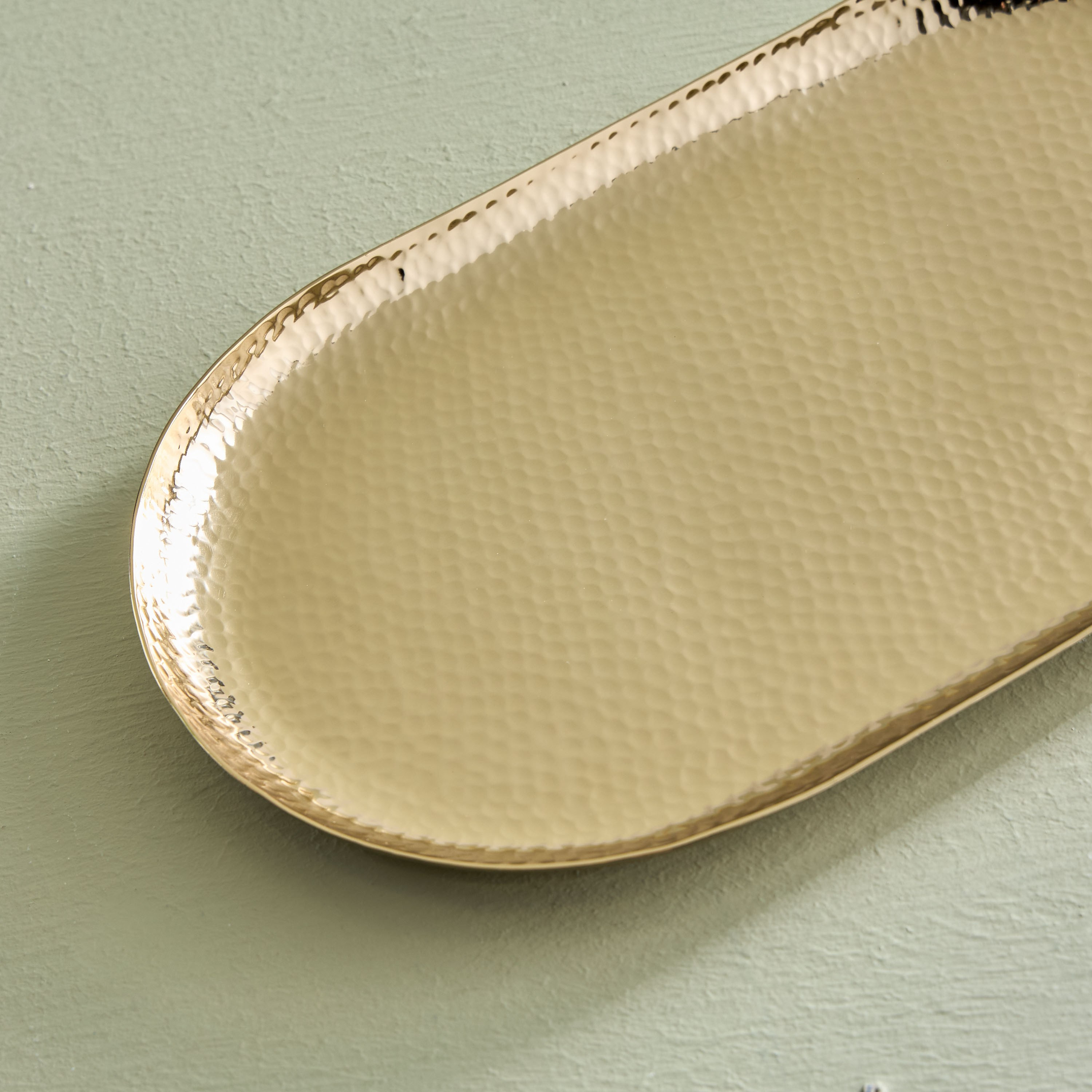 Hammered Decorative Tray - 34 cm-household-bathandlaundry-bathaccessories-toweltraysandplatforms-image-2