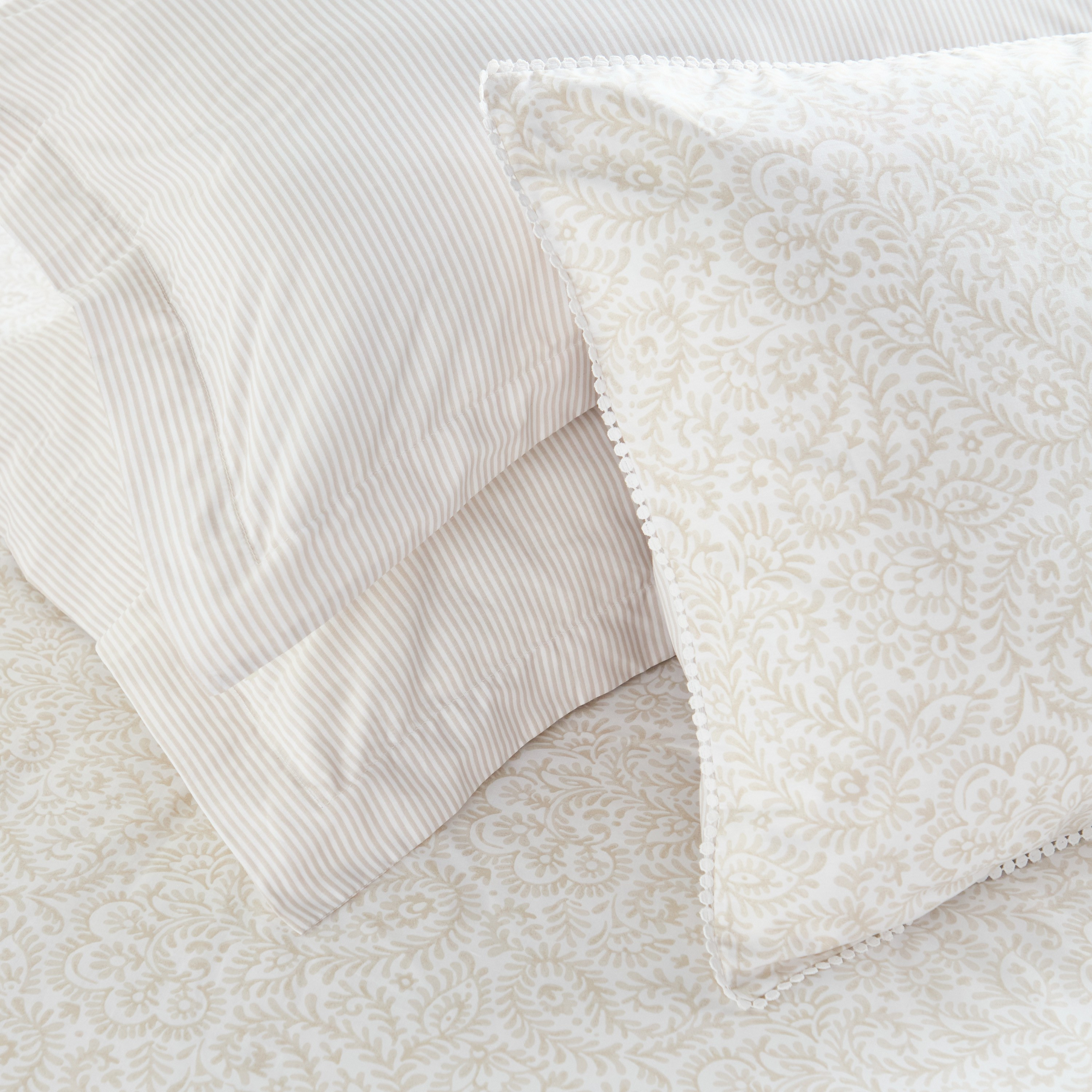 Cali Cotton Printed 200 Thread Count  6-Piece Super King Comforter and Sheet Set - 240x260 cm-household-bedding-comfortersandbedspreads-bedinabag-image-4