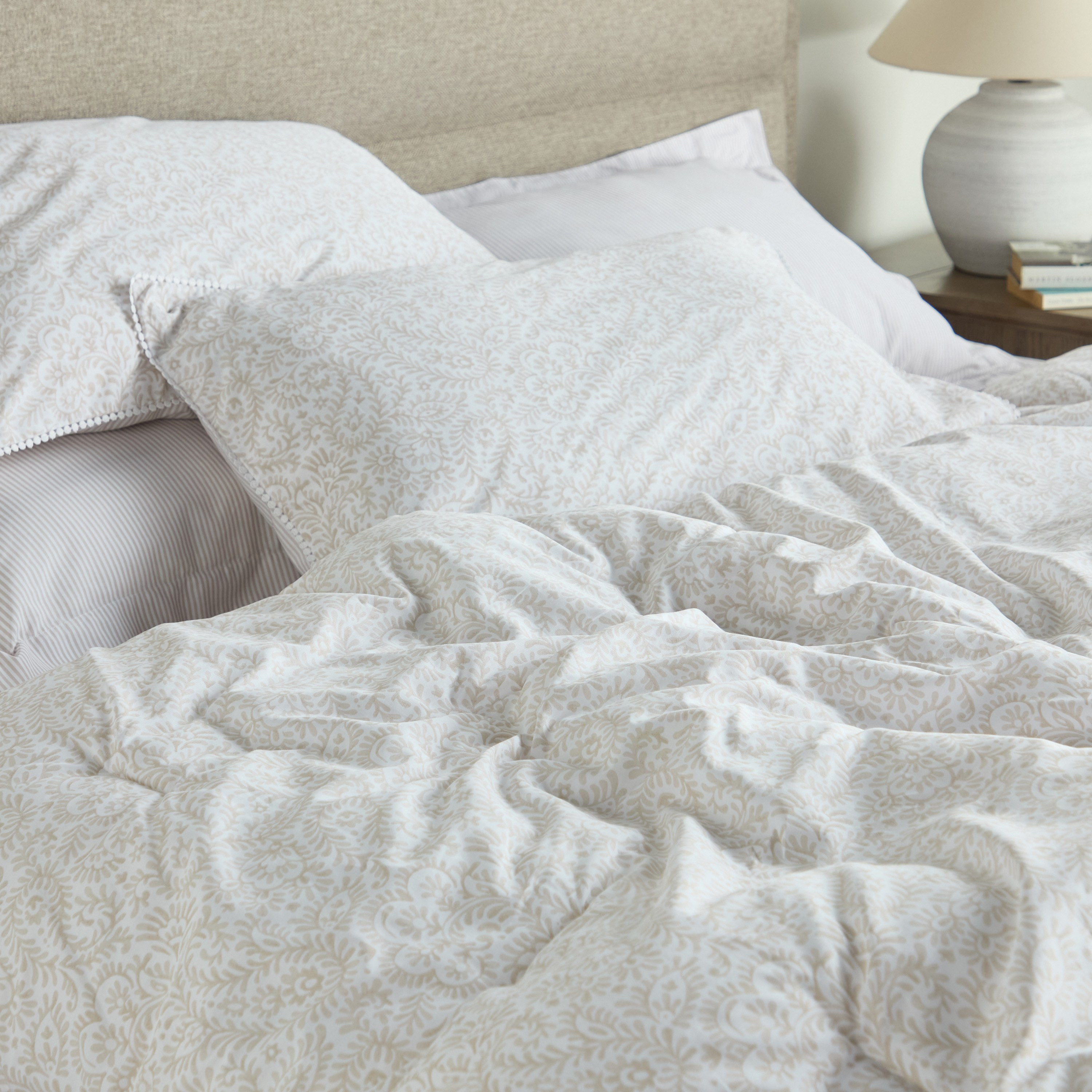Cali Cotton Printed 200 Thread Count 6-Piece Queen Comforter and Sheet Set - 200x240 cm-household-bedding-comfortersandbedspreads-bedinabag-image-6