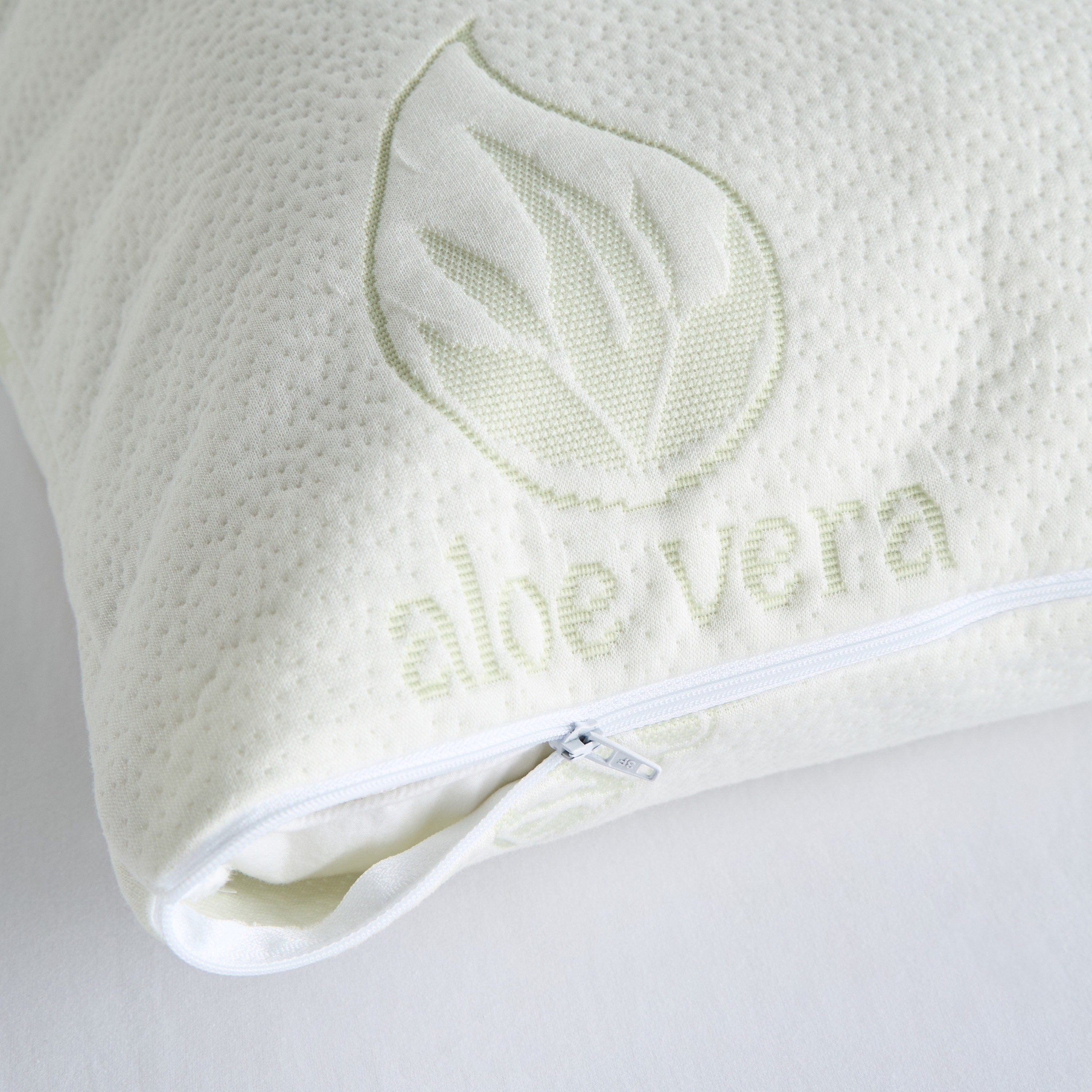 Healthguard Viscose Pillow Protector - 50x75 cm-household-bedding-mattresstoppersandprotectors-pillowprotectors-image-2