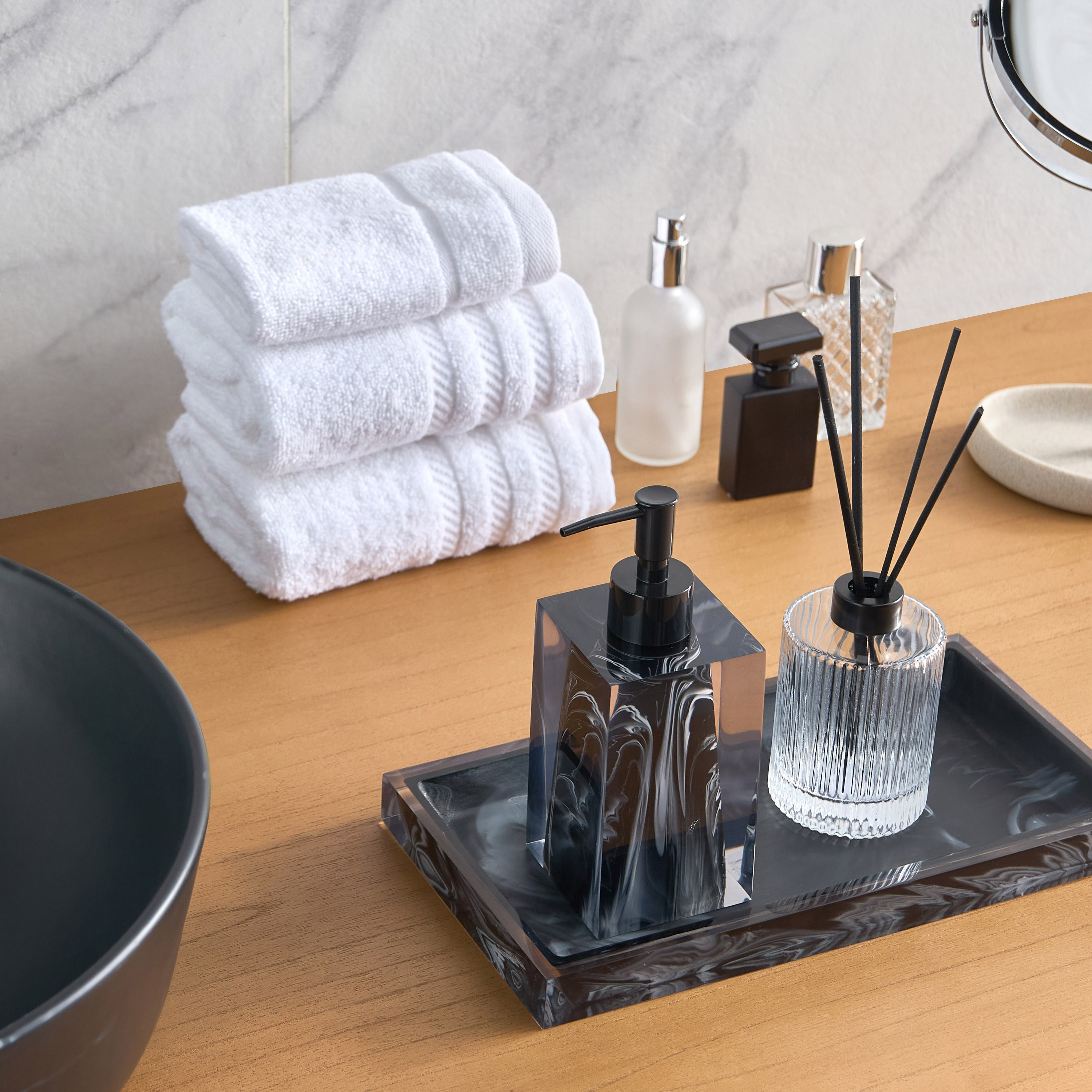Carrara Towel Tray-household-bathandlaundry-bathaccessories-toweltraysandplatforms-image-3