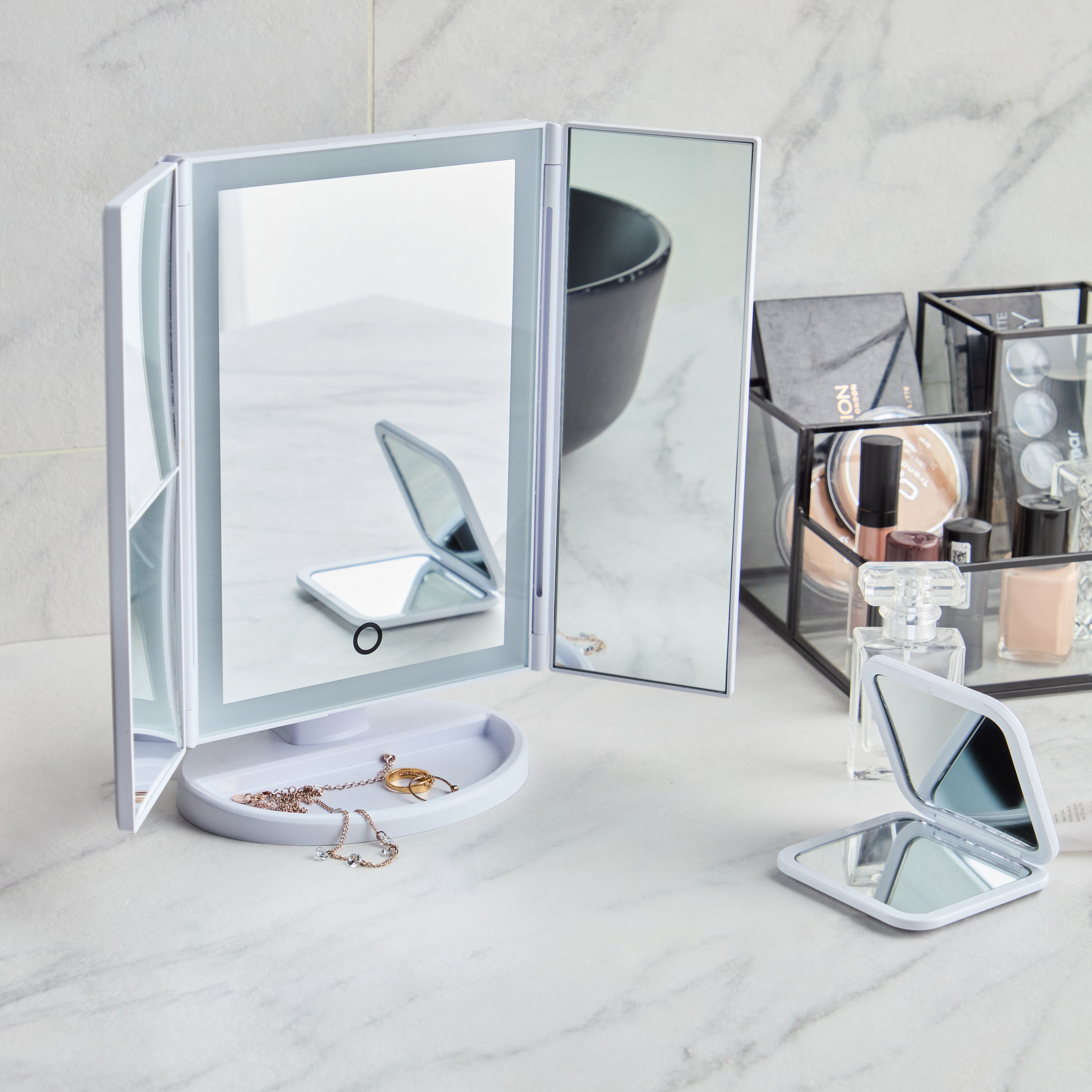 Scout Compact Vanity Mirror-household-storage-cosmeticorganizing-makeupmirrors-image-4
