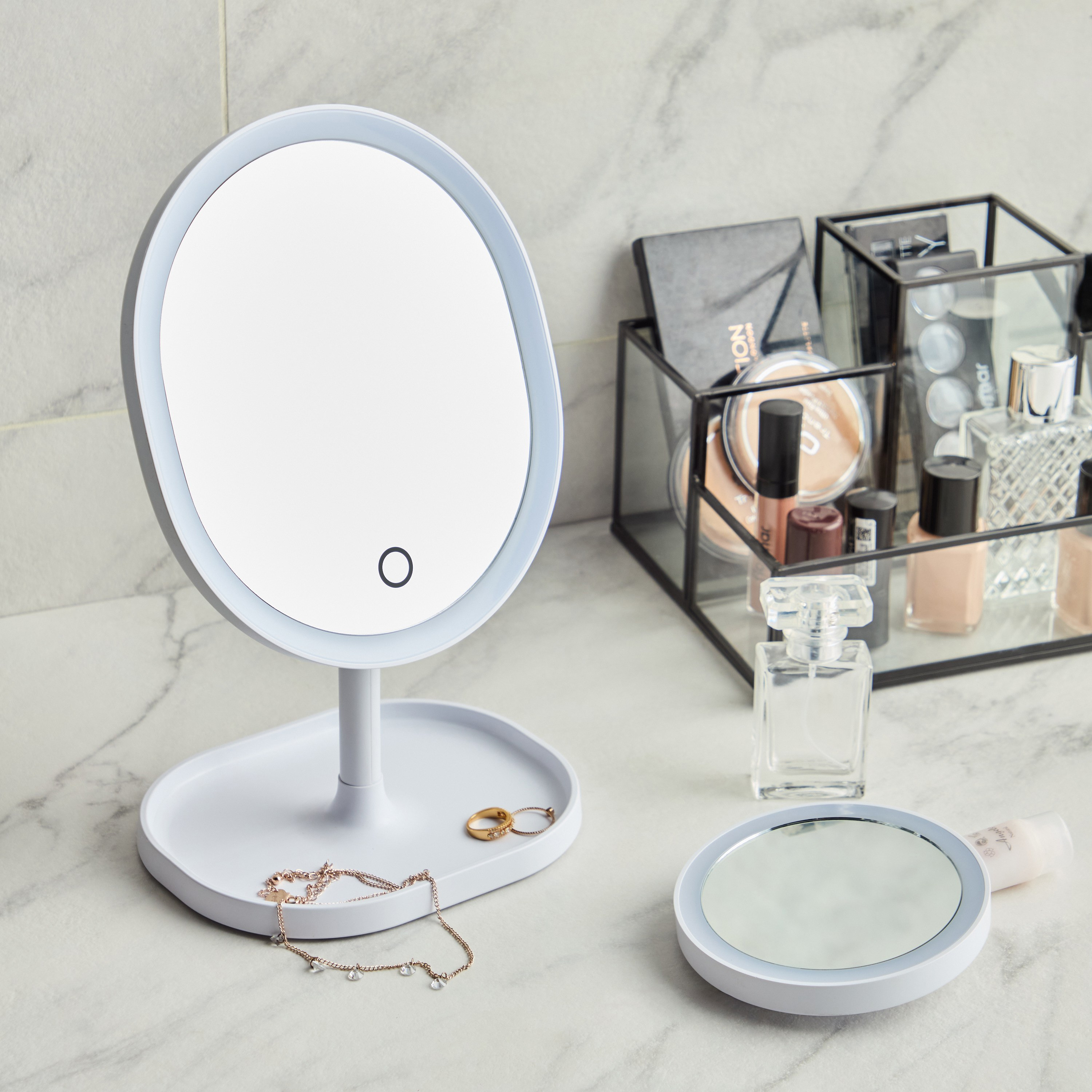 Iris LED Vanity Mirror with Suction - 12 cm-household-storage-cosmeticorganizing-makeupmirrors-image-5