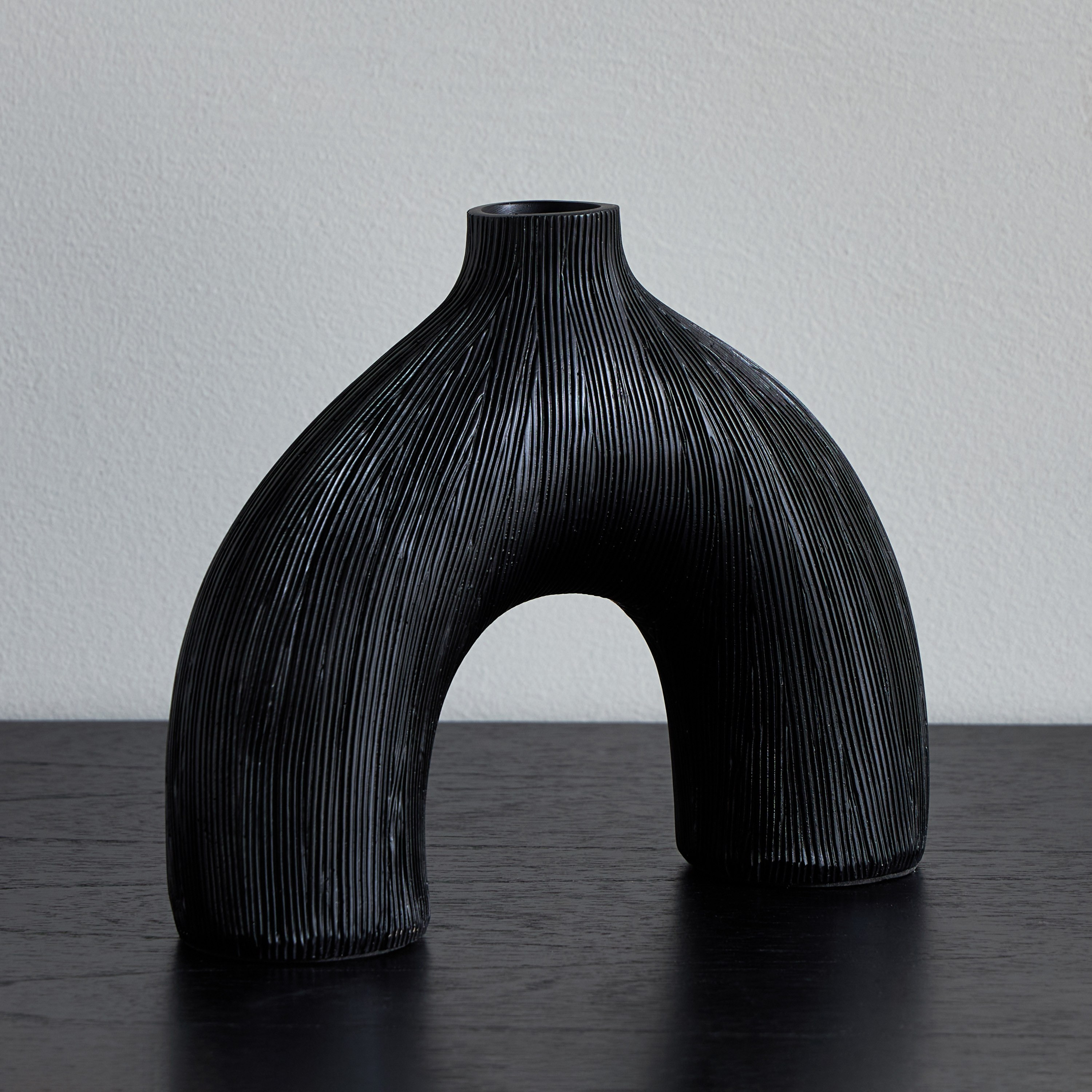 Camelot Resin Vase - 25 cm-household-decor-vasesandbowls-image-1