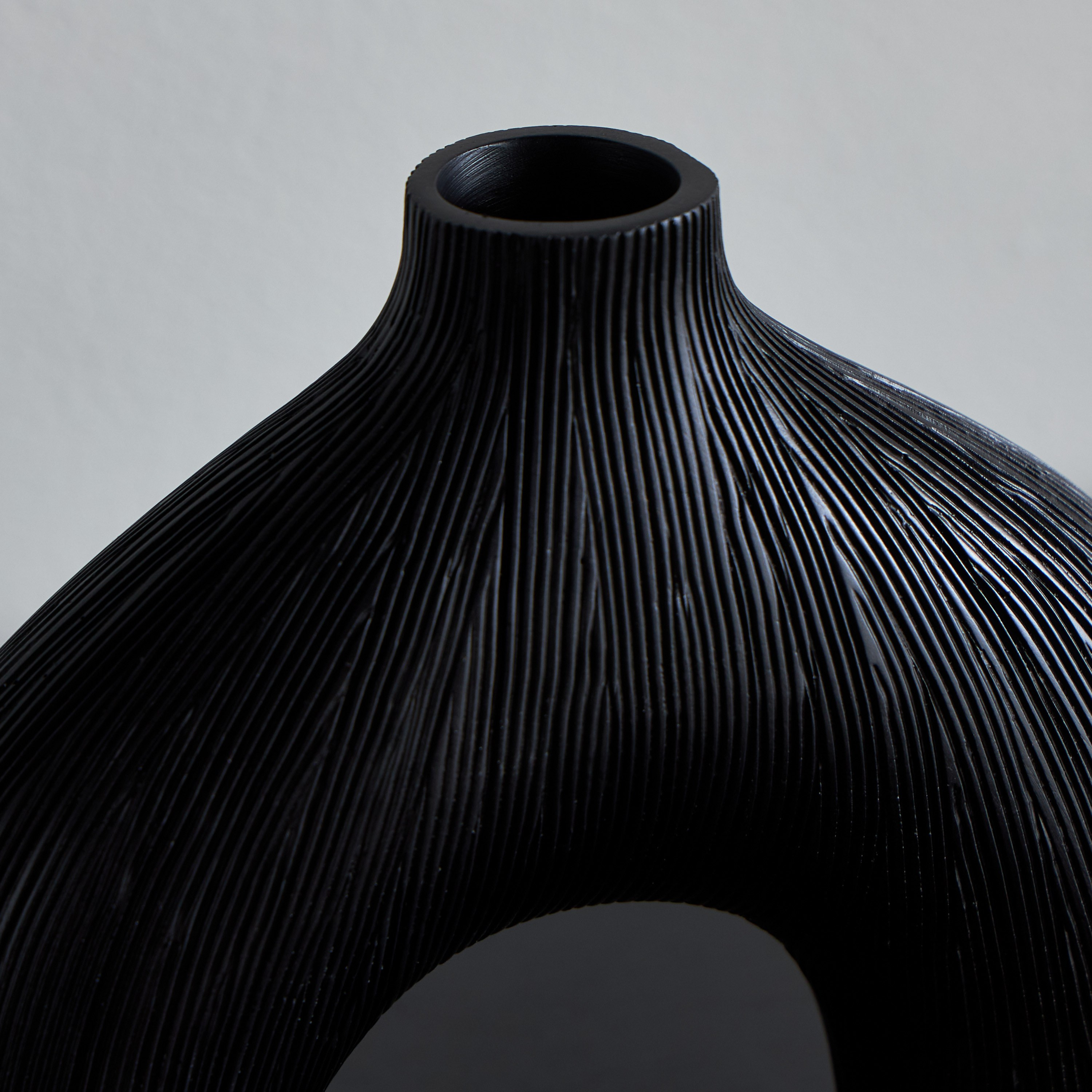 Camelot Resin Vase - 25 cm-household-decor-vasesandbowls-image-3