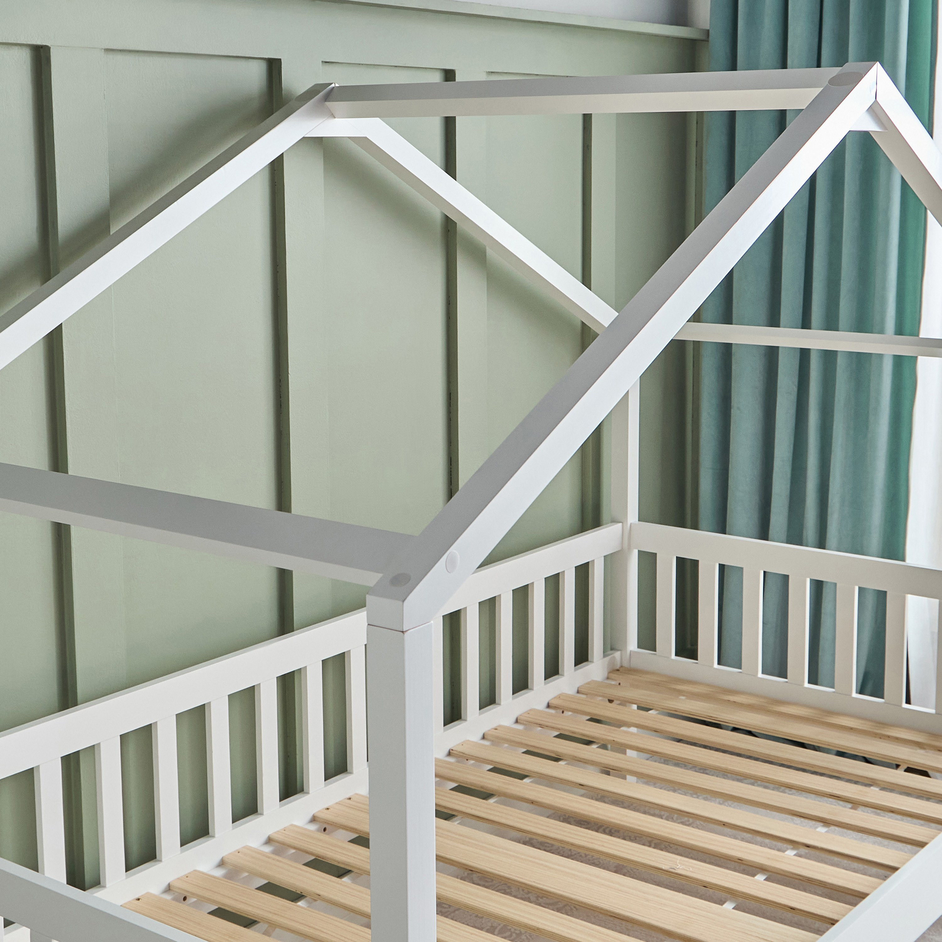 سرير بتصميم كوخ مع سور - سيرجيو - 90x190 سم-babyandkids-kidsbeds-singlebeds-image-5