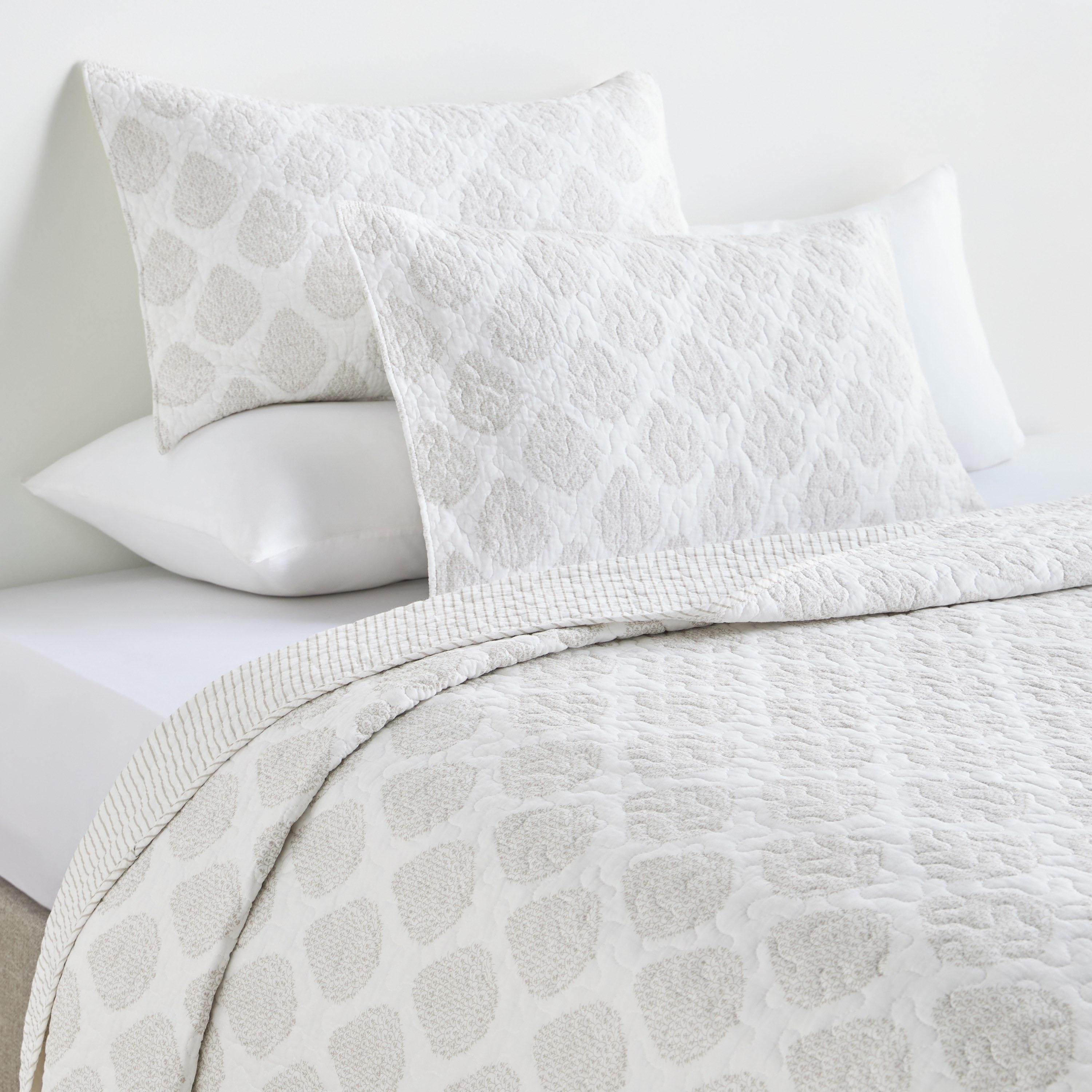 Portia Cotton 3-Piece King Bedspread Set - 240x260 cm-household-bedding-comfortersandbedspreads-bedspreads-image-1