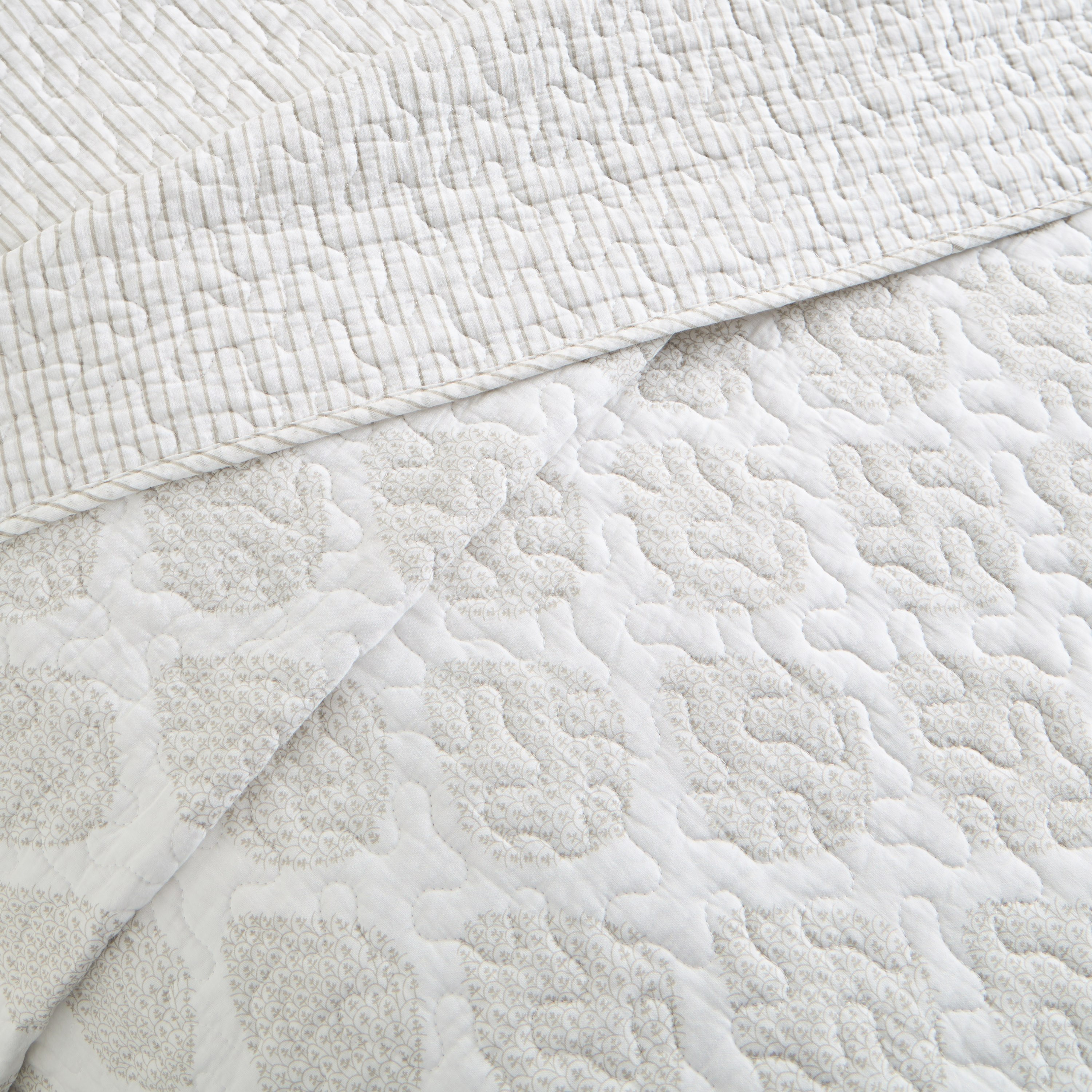 Portia Cotton 3-Piece King Bedspread Set - 240x260 cm-household-bedding-comfortersandbedspreads-bedspreads-image-4