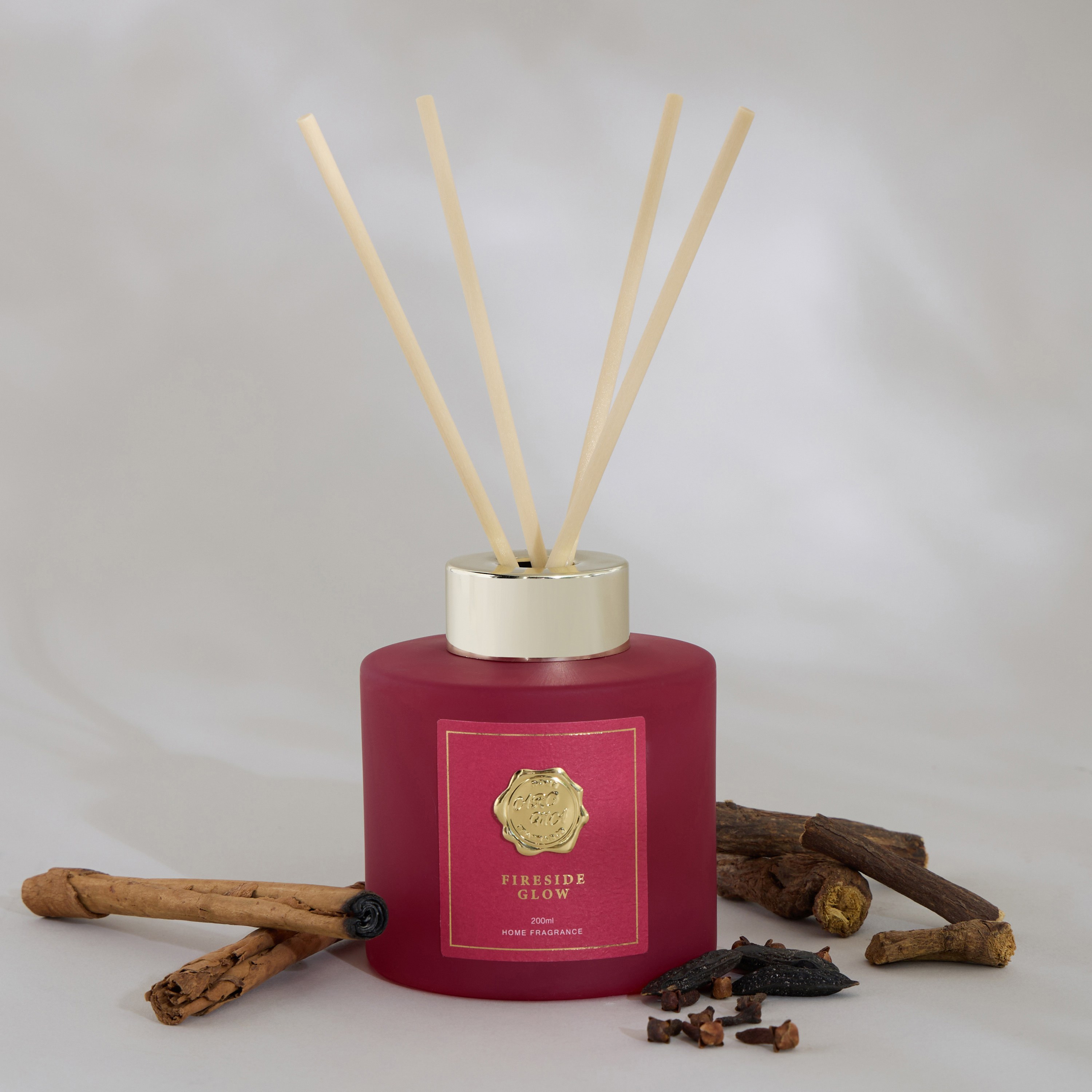 Shop Ambience Fireside Glow Reed Diffuser - 200 ml Online | Homecentre UAE