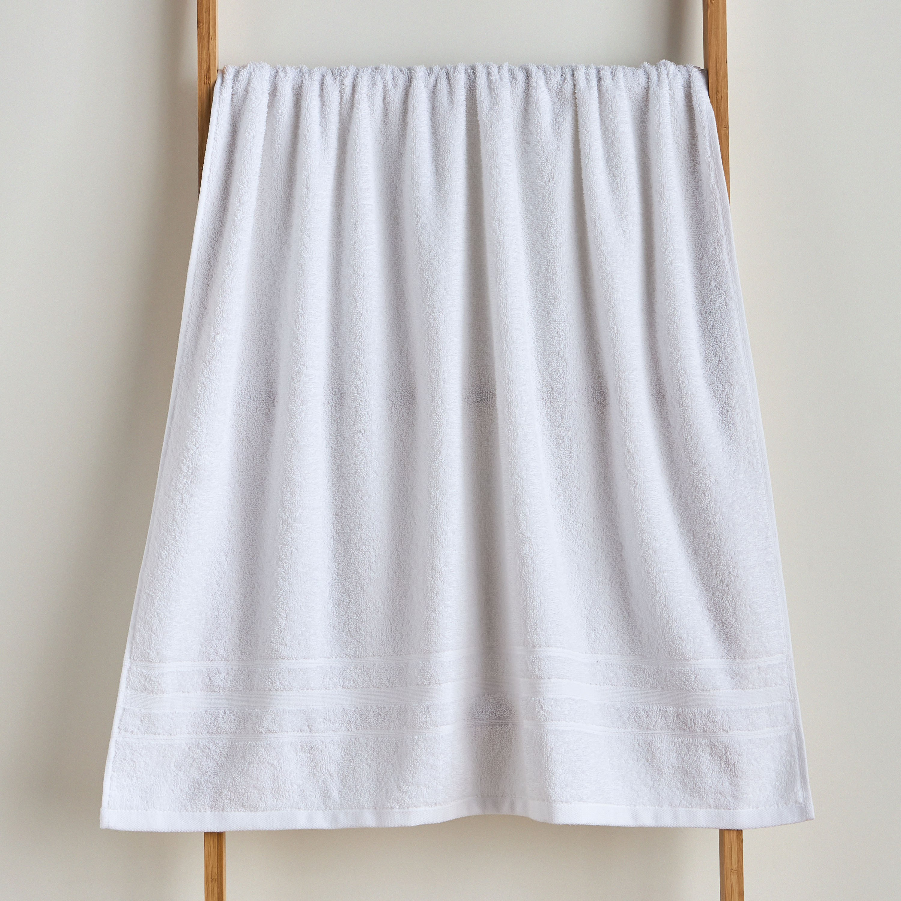 منشفة حمام قطن مايكرو بِوزن 380 جرام - رييس - 76x137 سم-household-bathandlaundry-bathlinen-towels-image-23