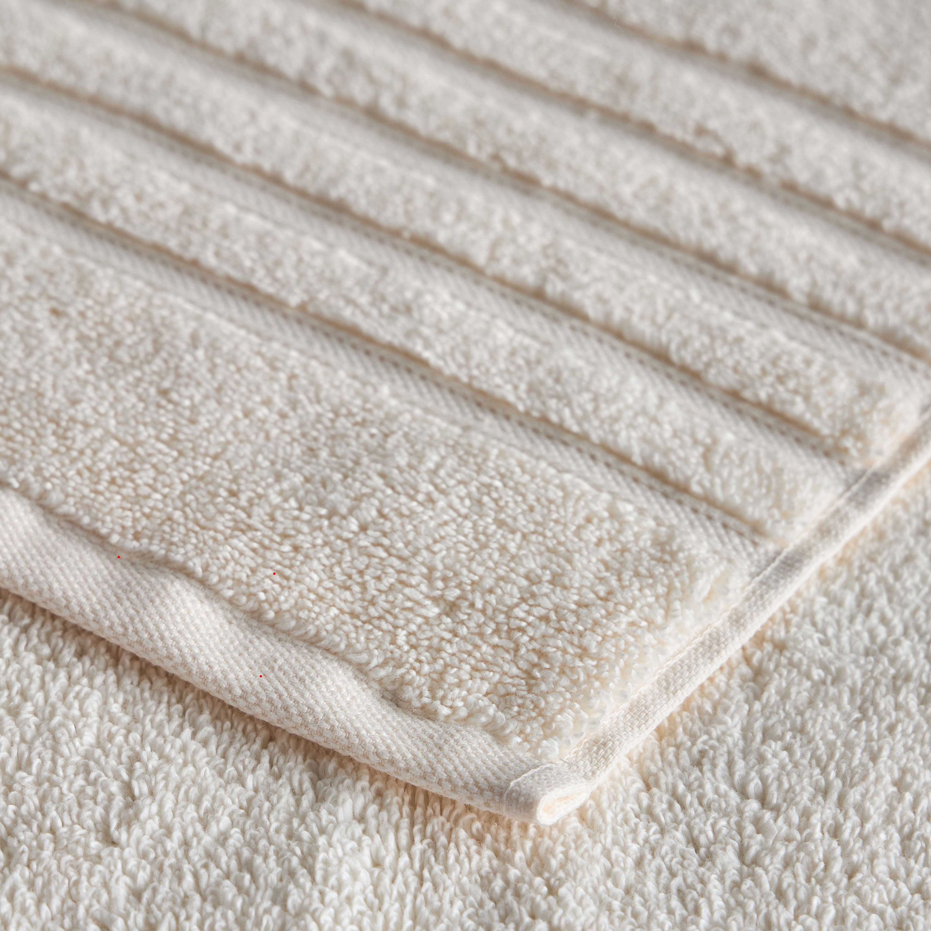 منشفة حمام قطن مايكرو بِوزن 560 جرام - إكسبرسنس - 76x142 سم-household-bathandlaundry-bathlinen-towels-image-17