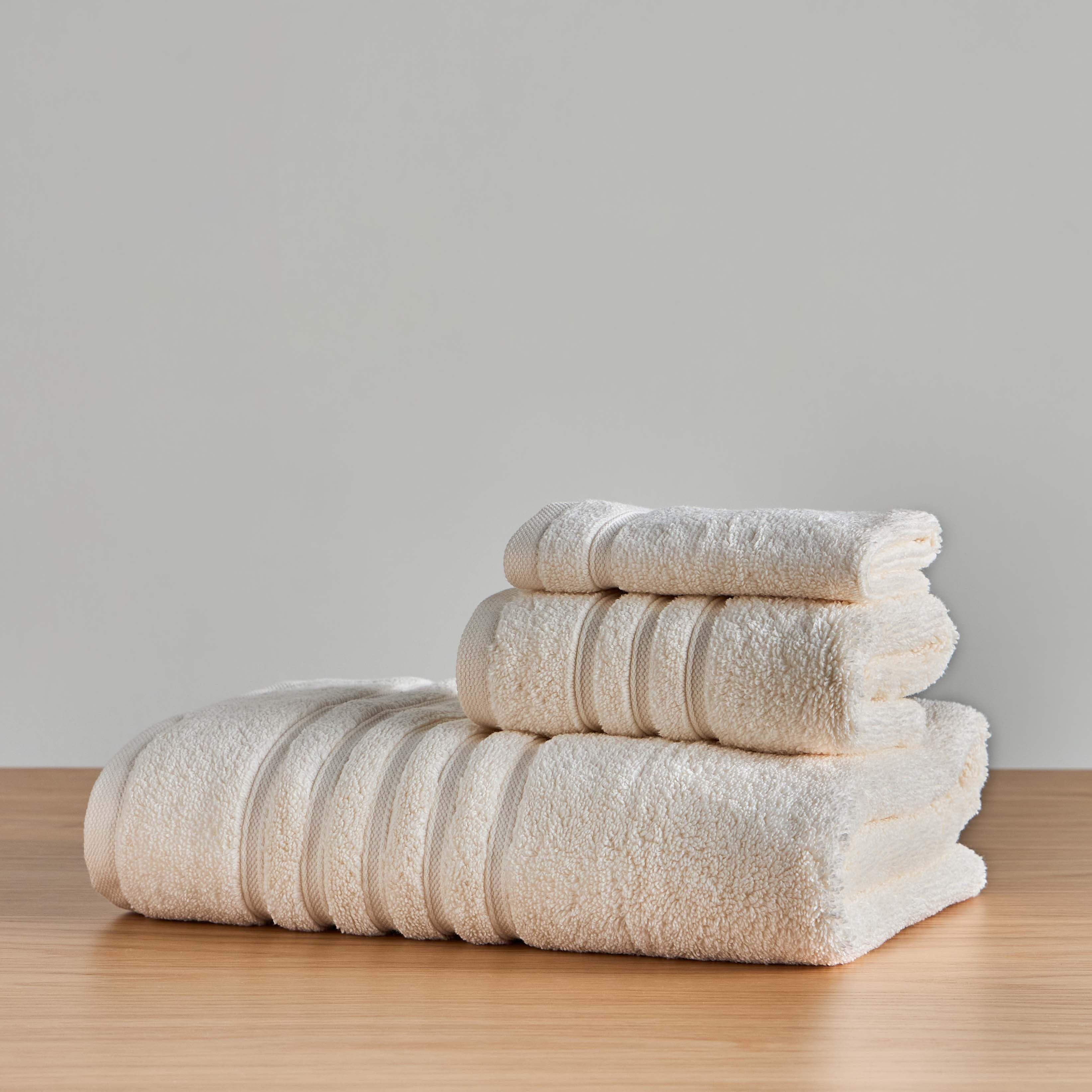 منشفة حمام قطن مايكرو بِوزن 560 جرام - إكسبرسنس - 76x142 سم-household-bathandlaundry-bathlinen-towels-image-19